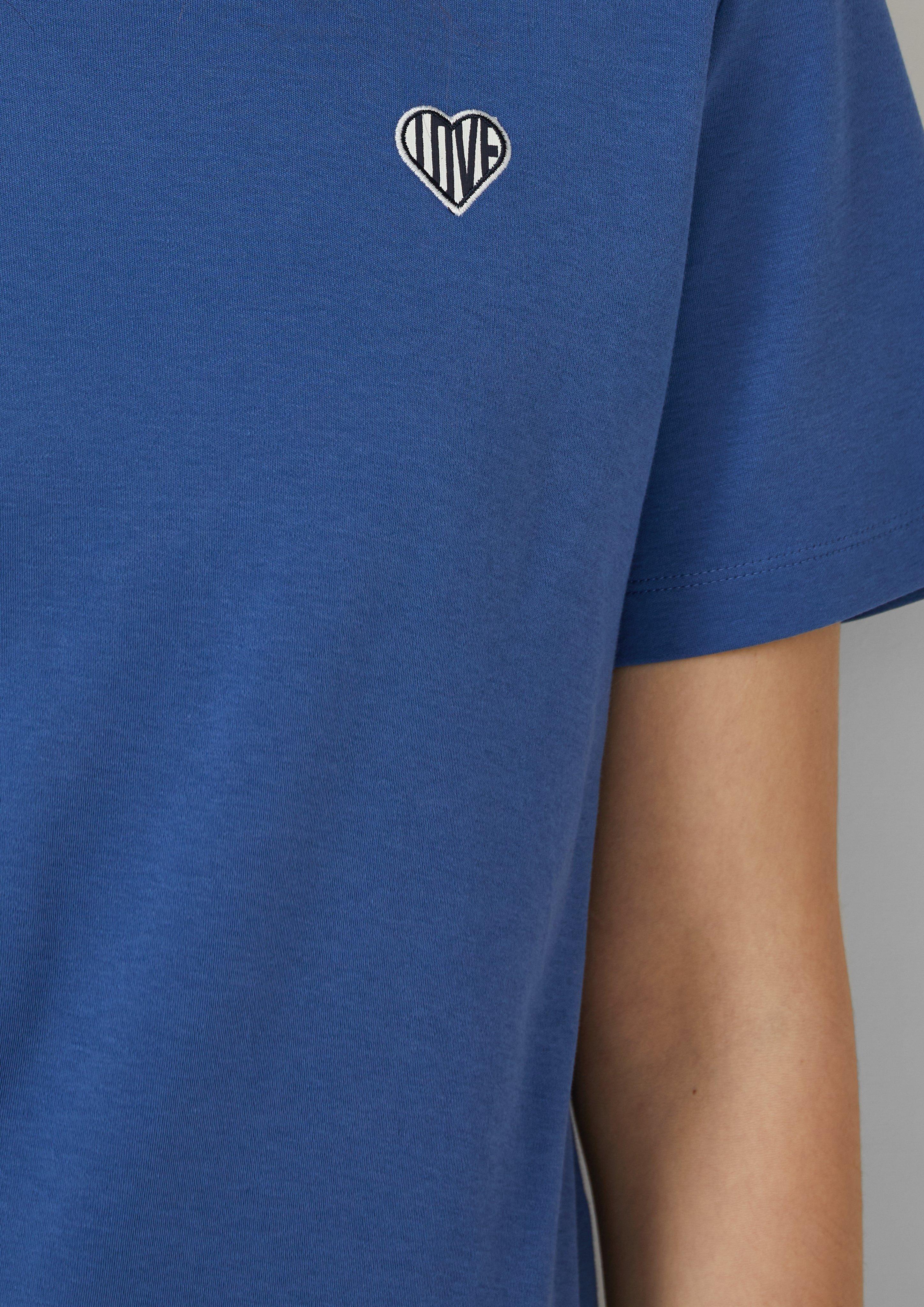 T-shirt in 55D2, 69D0, 59D0, 51D2, 02D2 & 06D0