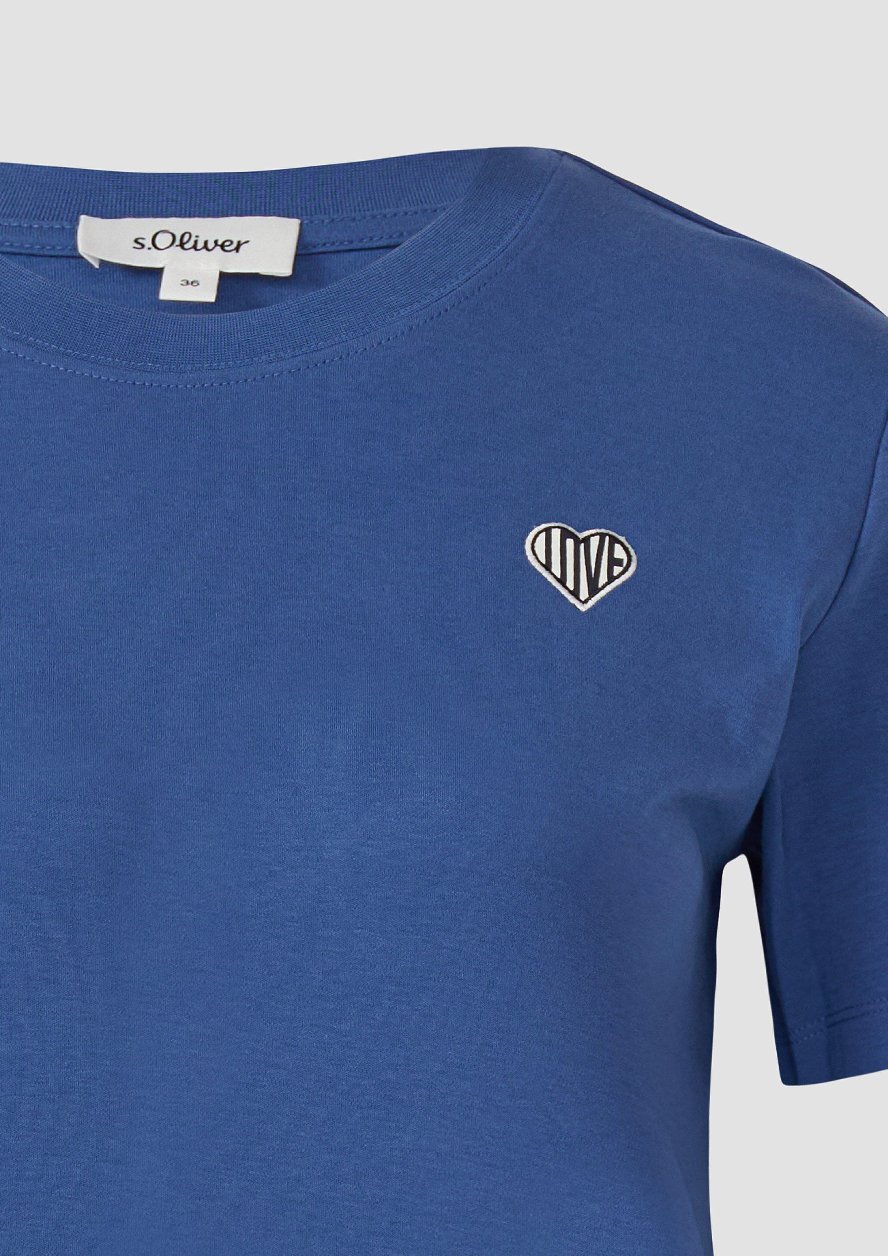 T-shirt in 55D2, 69D0, 59D0, 51D2, 02D2 & 06D0