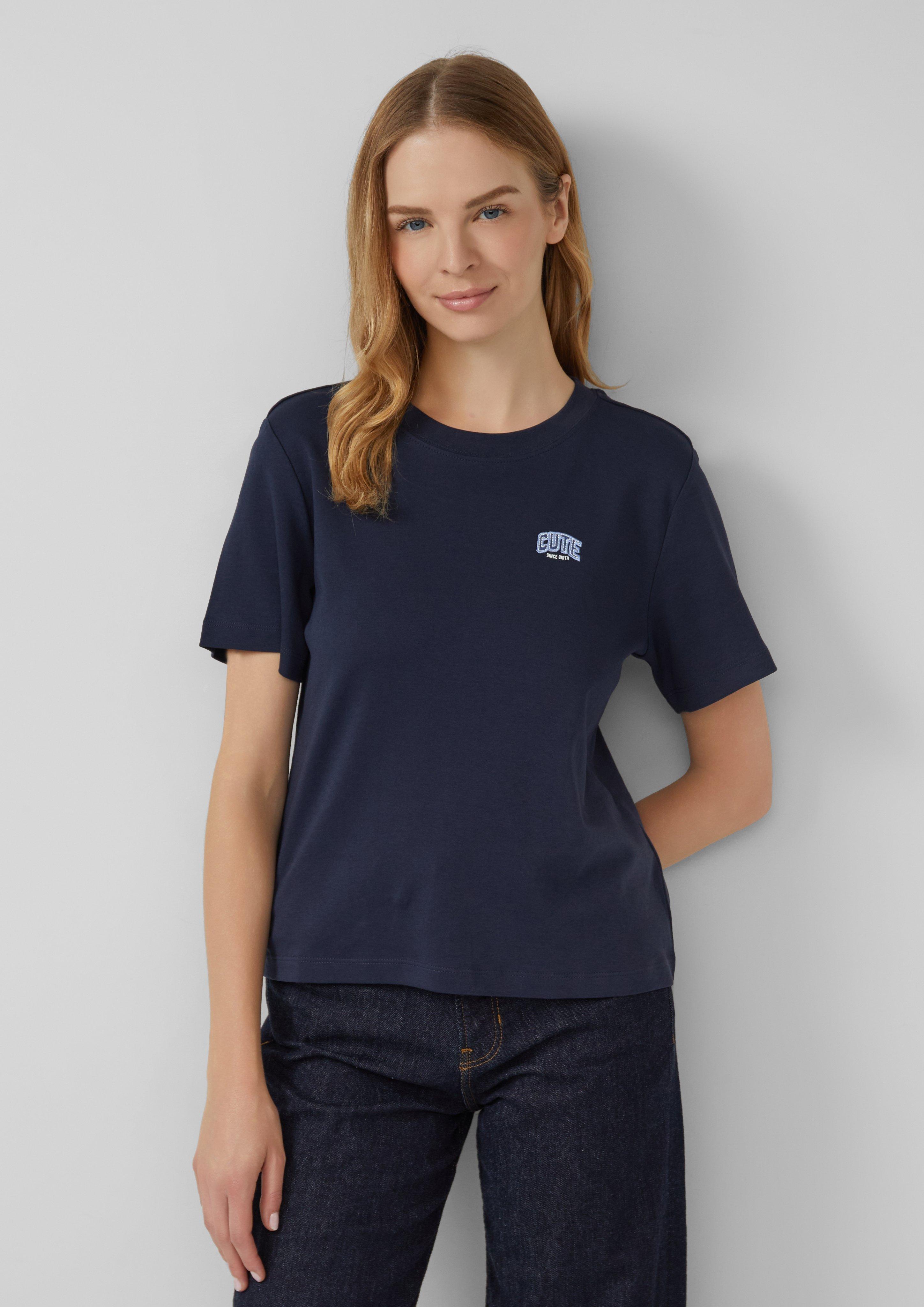 T-shirt in 59D0, 55D2, 69D0, 51D2, 02D2 & 06D0