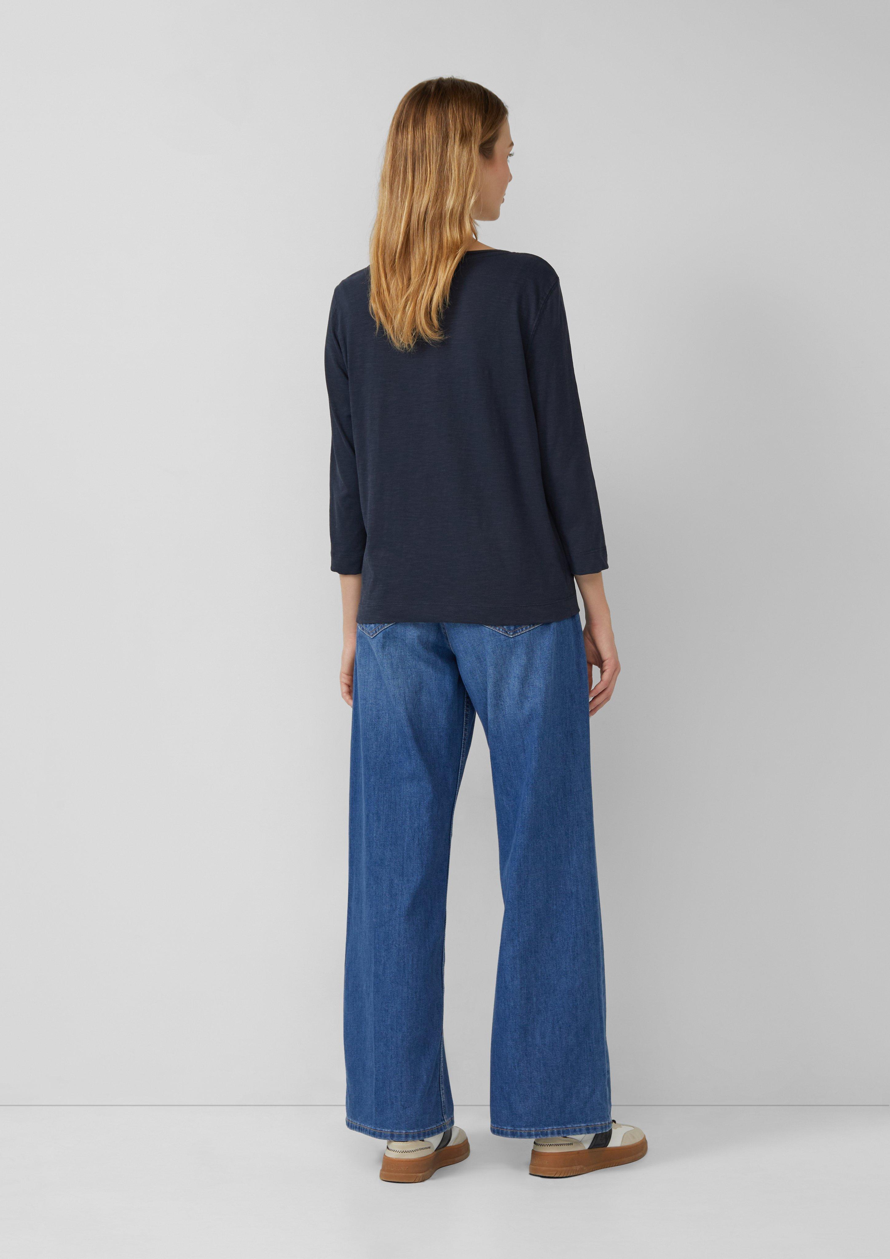 T-shirt in 5959, 9999, 0210, 3902, 5141 & 6933