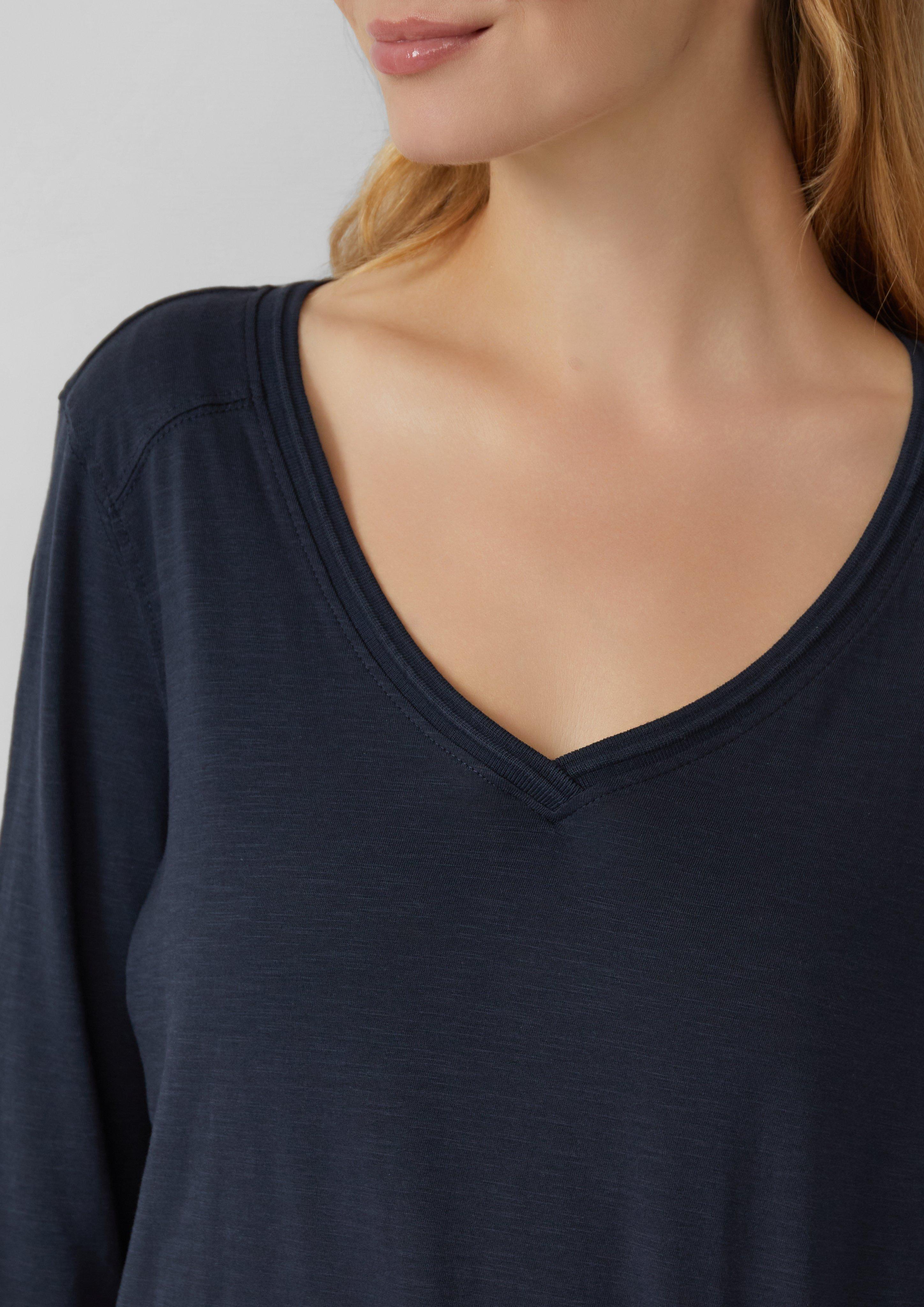 T-shirt in 5959, 9999, 0210, 3902, 5141 & 6933