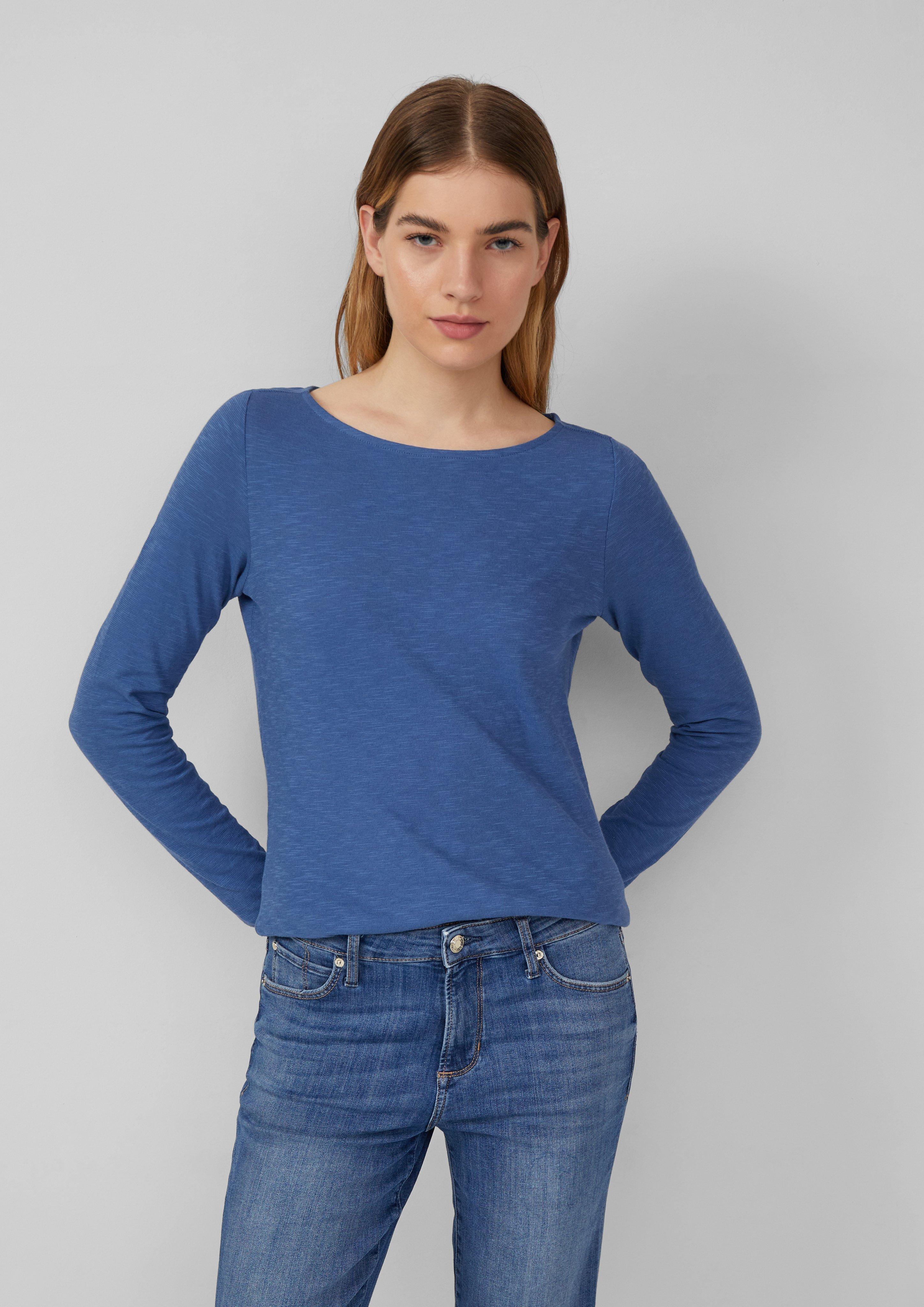 T-shirt in 5527, 6933, 3902, 5141, 5959, 0210 & 9999