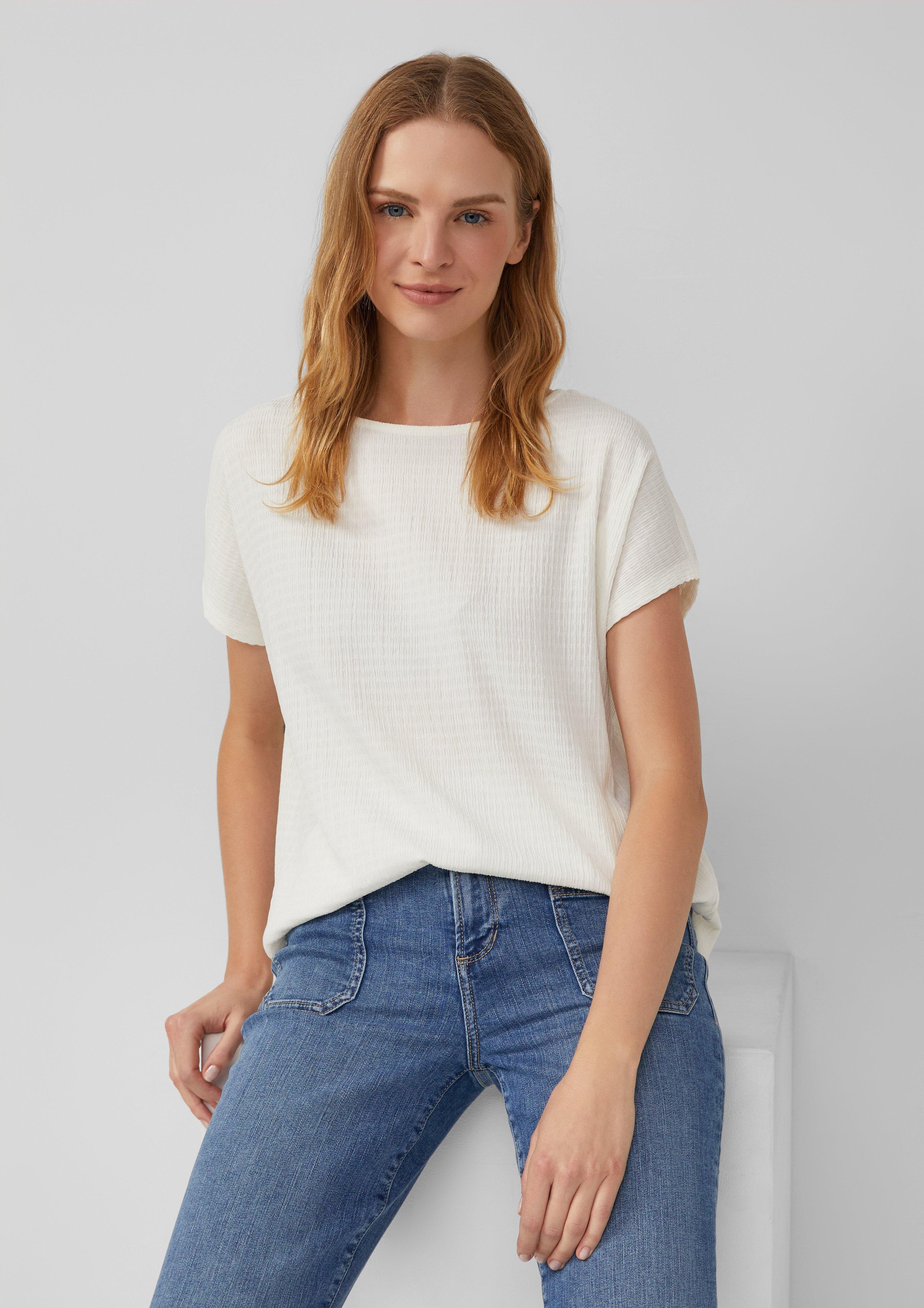 T-shirt in 0210, 6933, 9999, 3902, 5141, 5527 & 5959