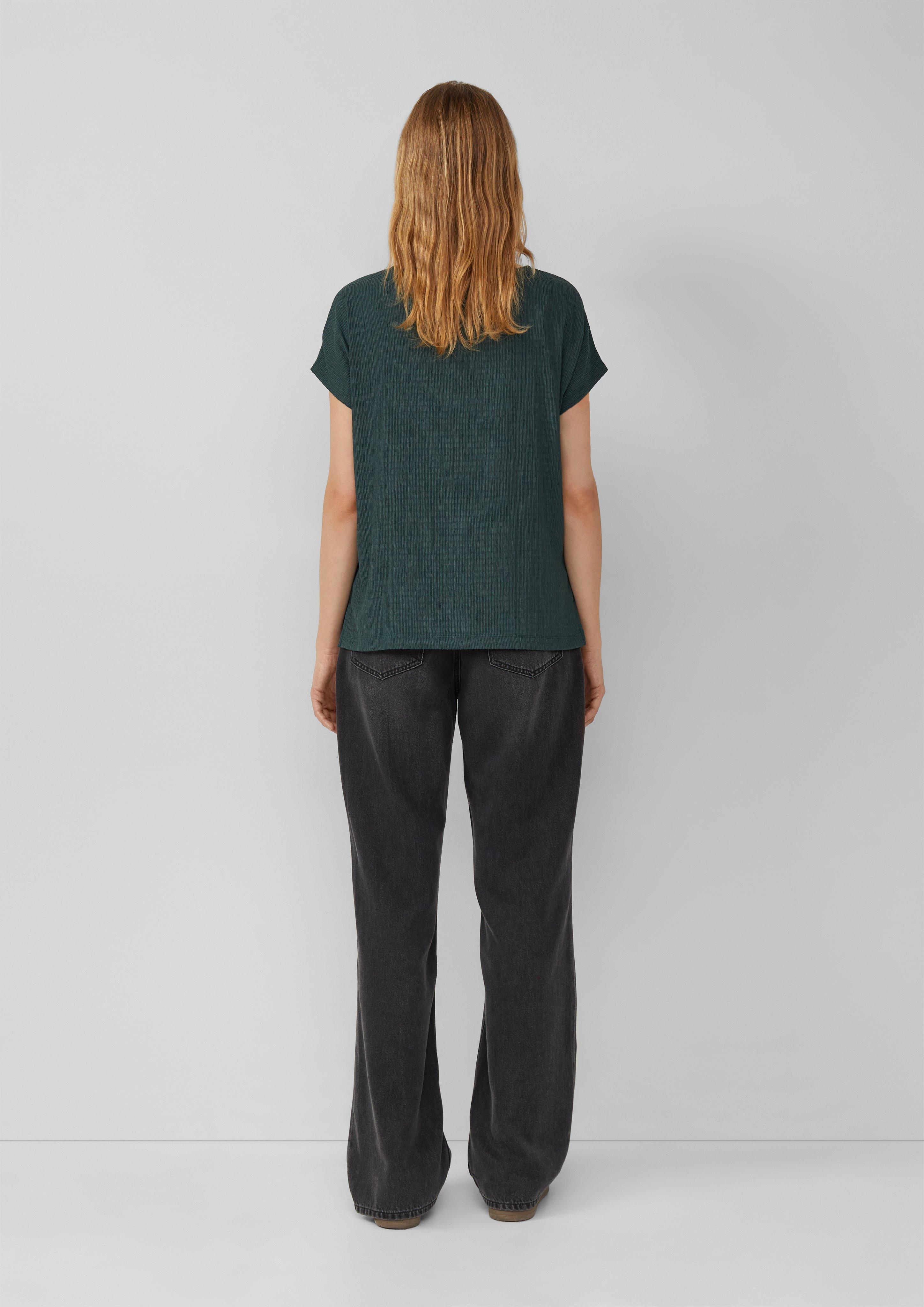 T-shirt in 6933, 9999, 0210, 3902, 5141, 5527 & 5959