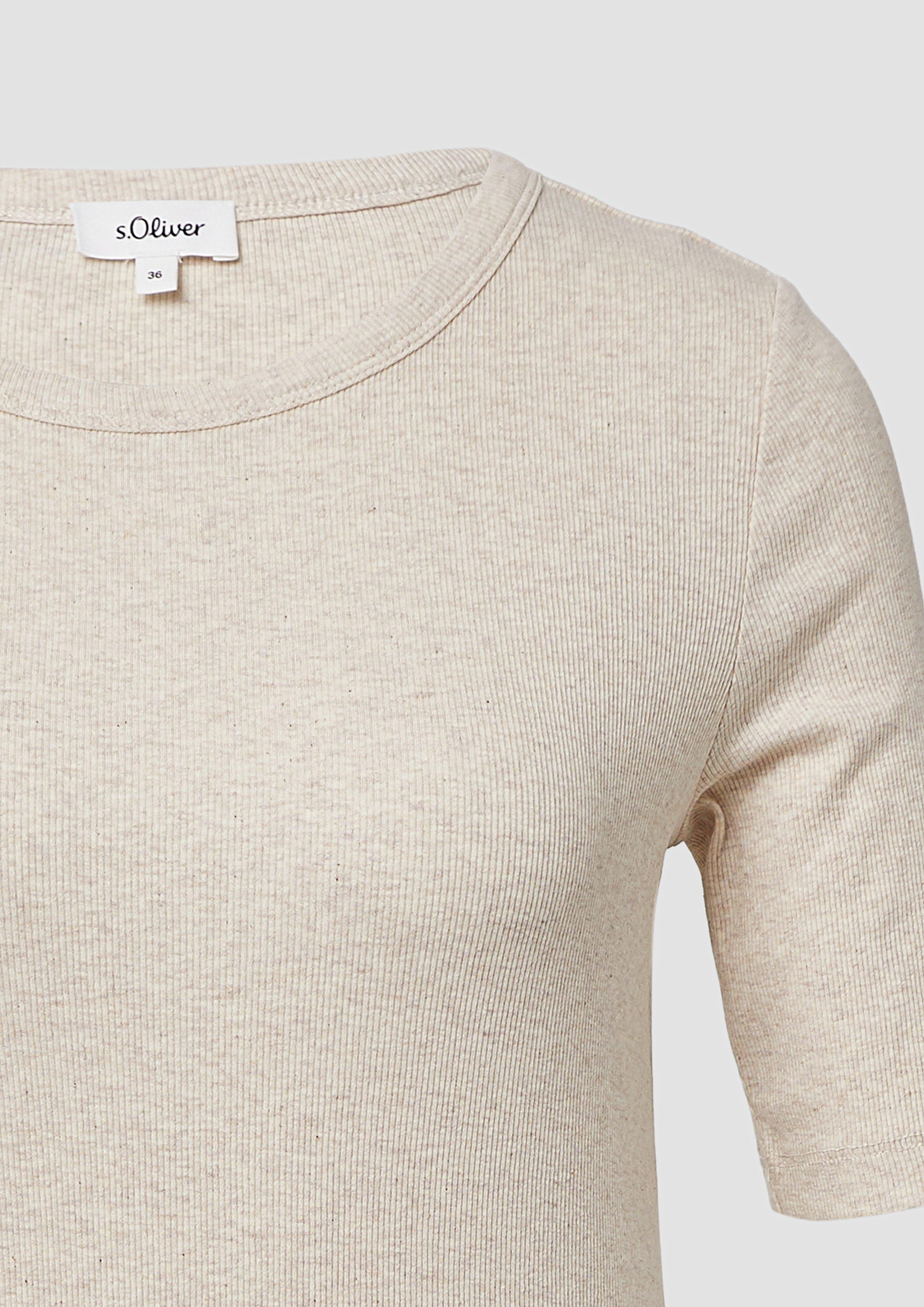 T-shirt in 81W9, 6933, 0210, 9999, 5959, 3902 & 5141