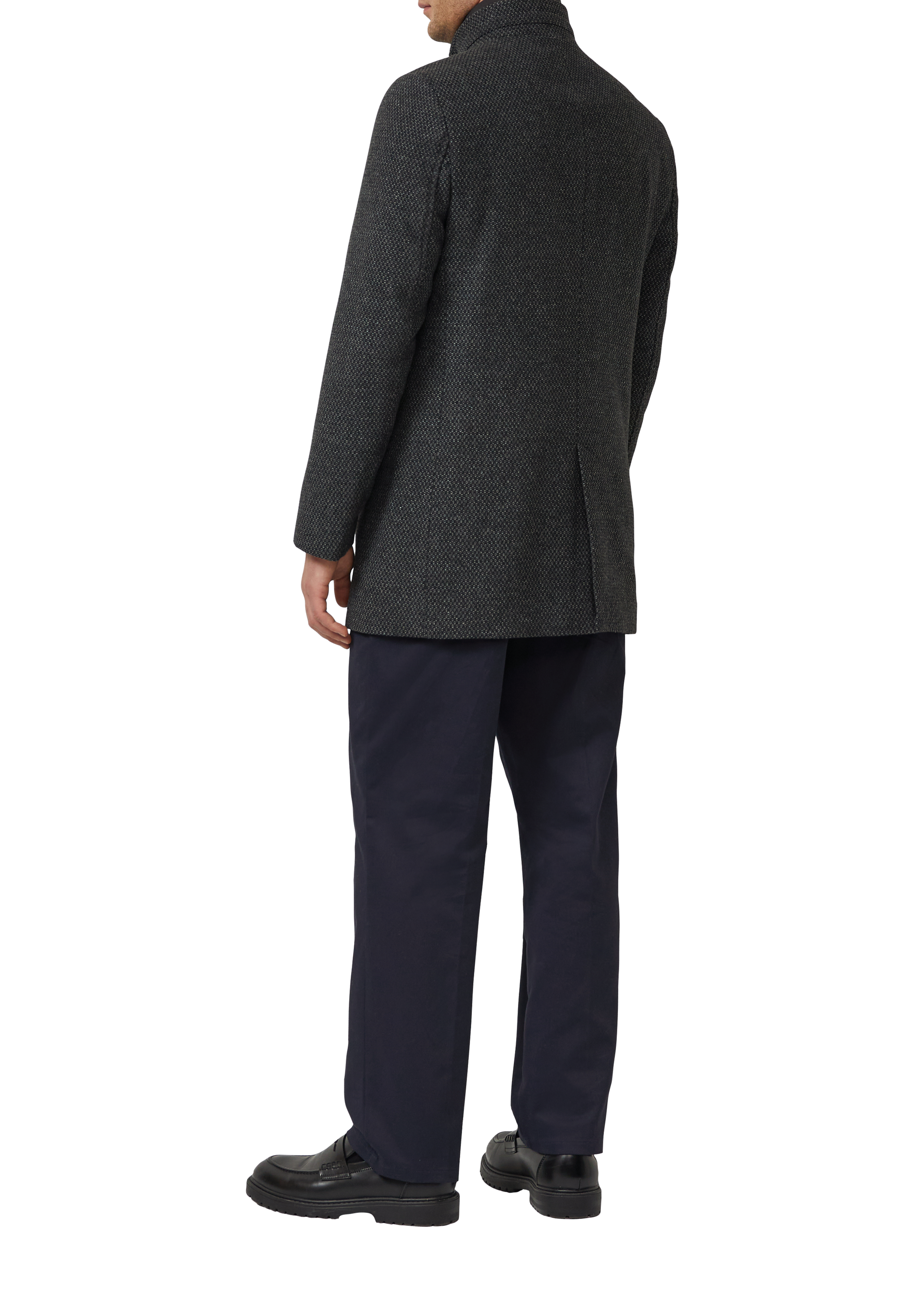 Thumbnail - Outdoor-Mantel