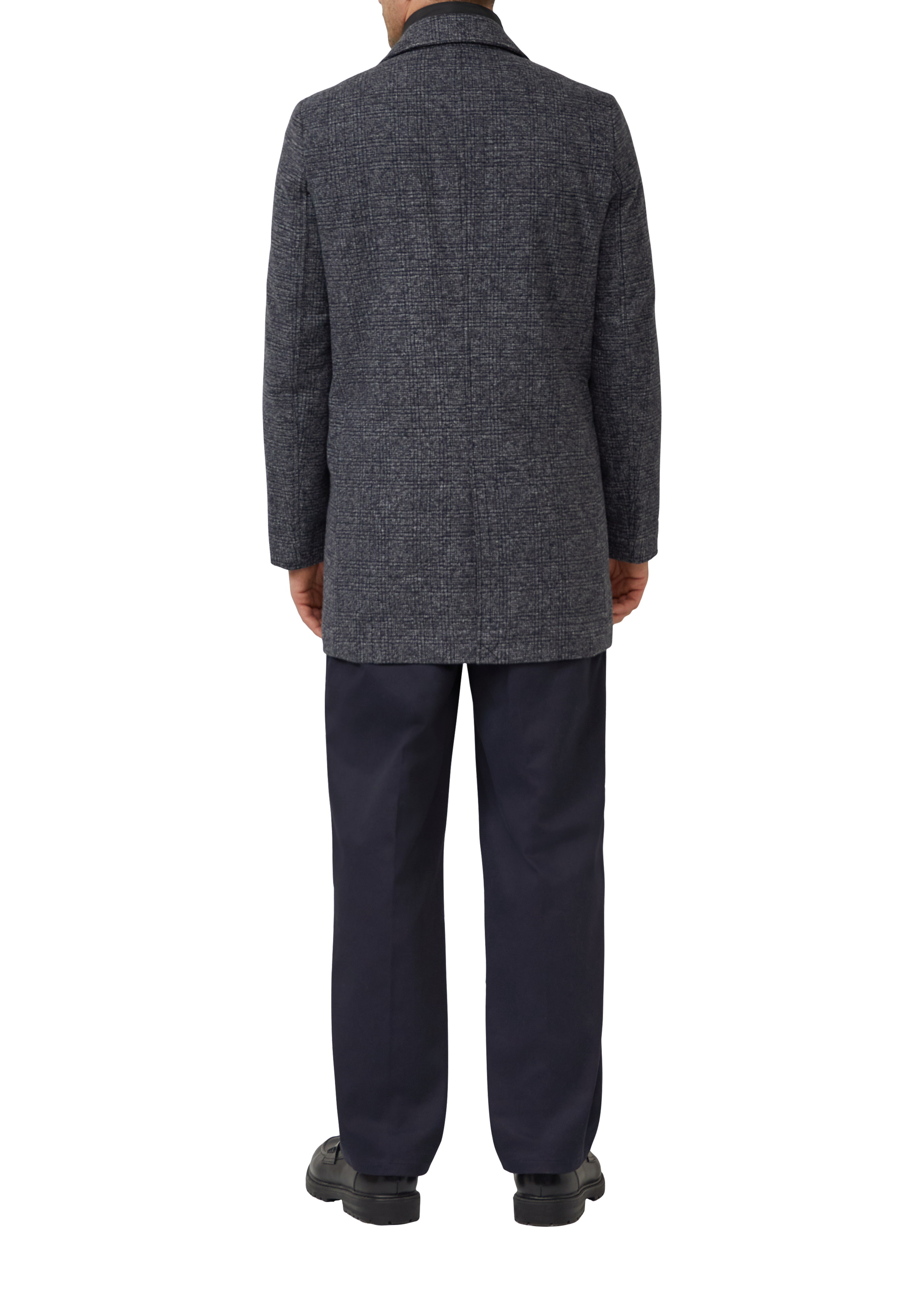 Thumbnail - Outdoor-Mantel