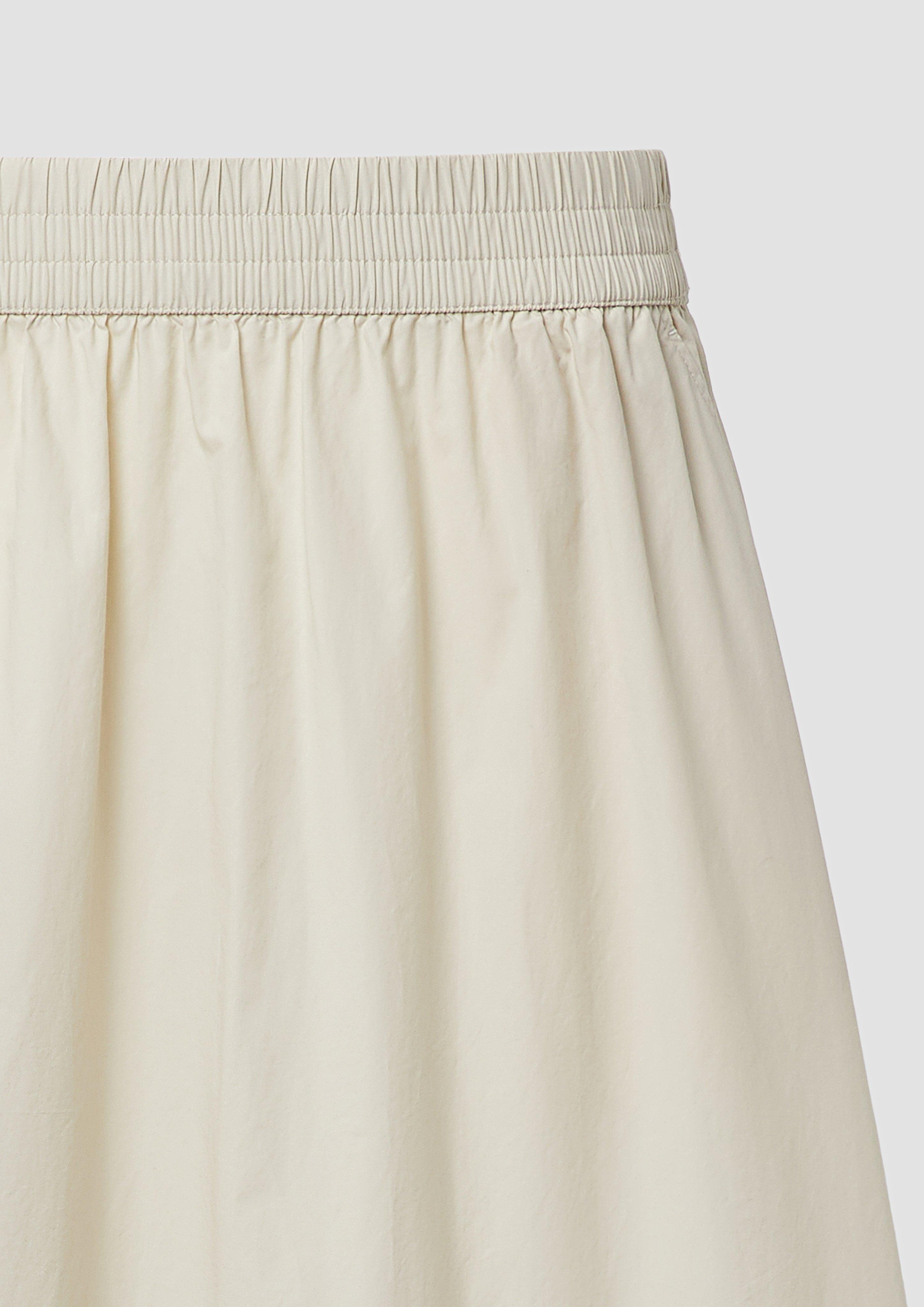 Jupe in 0603, 9999 & 5527