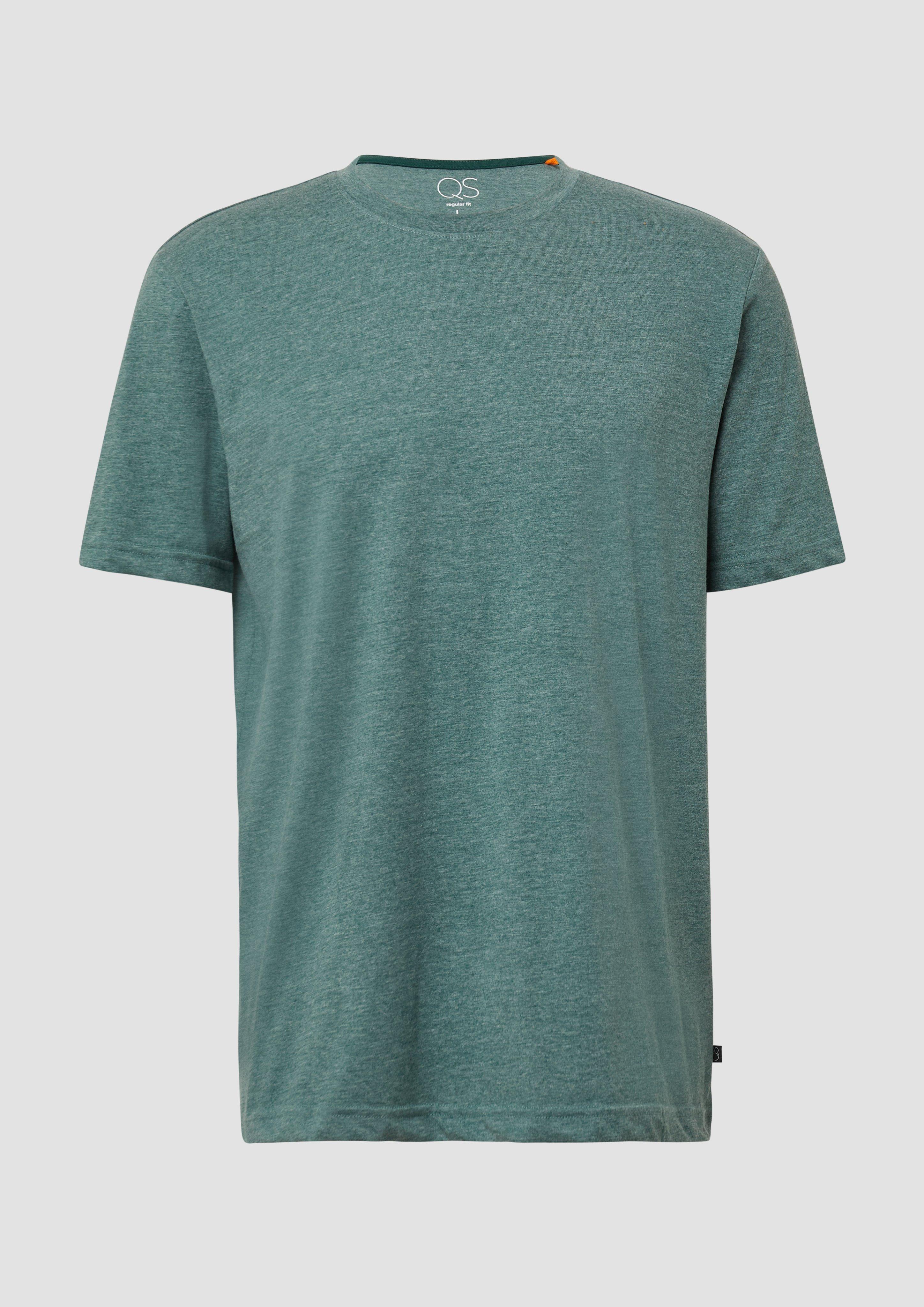 QS - Meliertes T-Shirt mit Layering-Detail am Kragen, Herren, grün