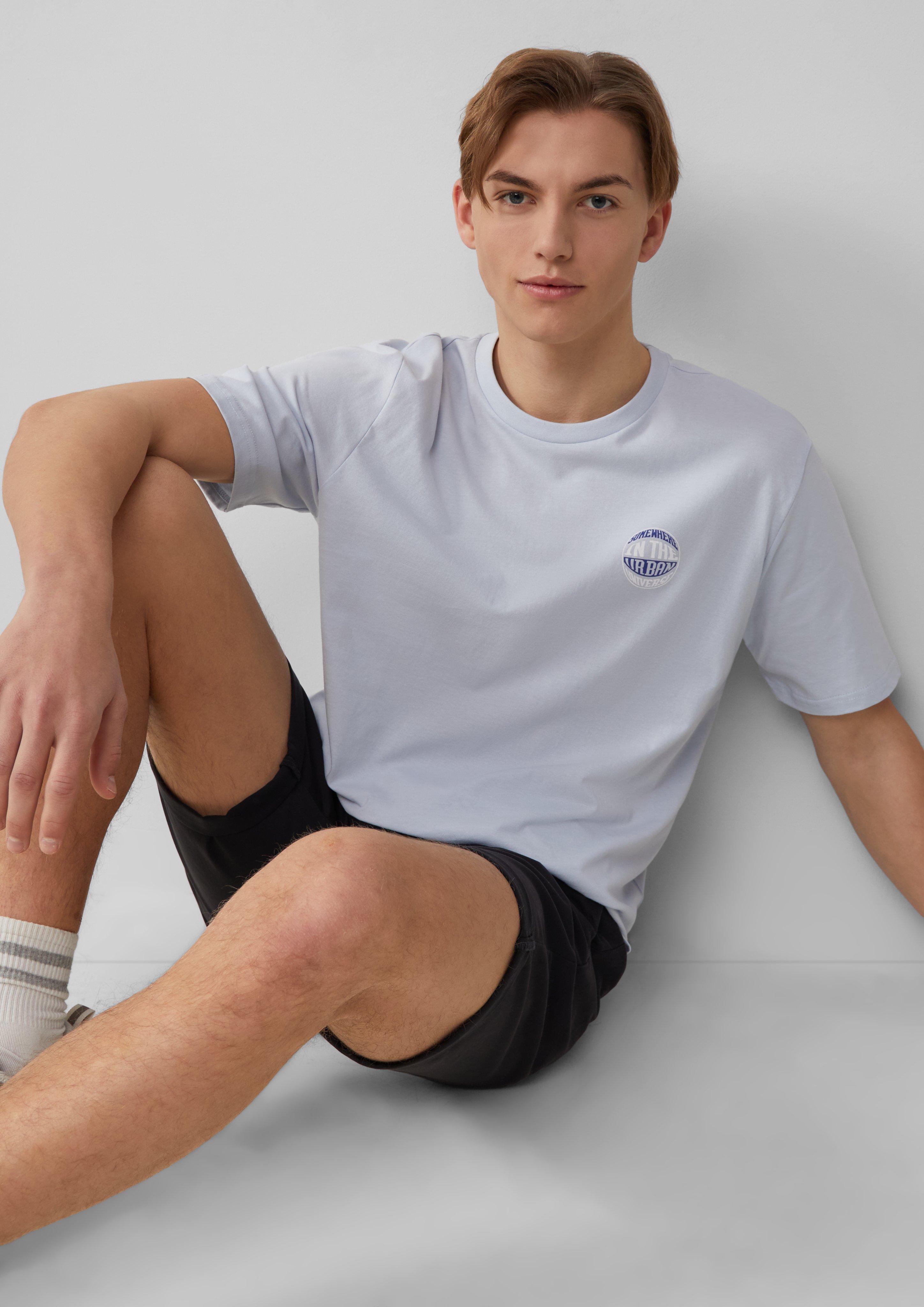 T-Shirt in 5022, 5725, 7878 & 0210