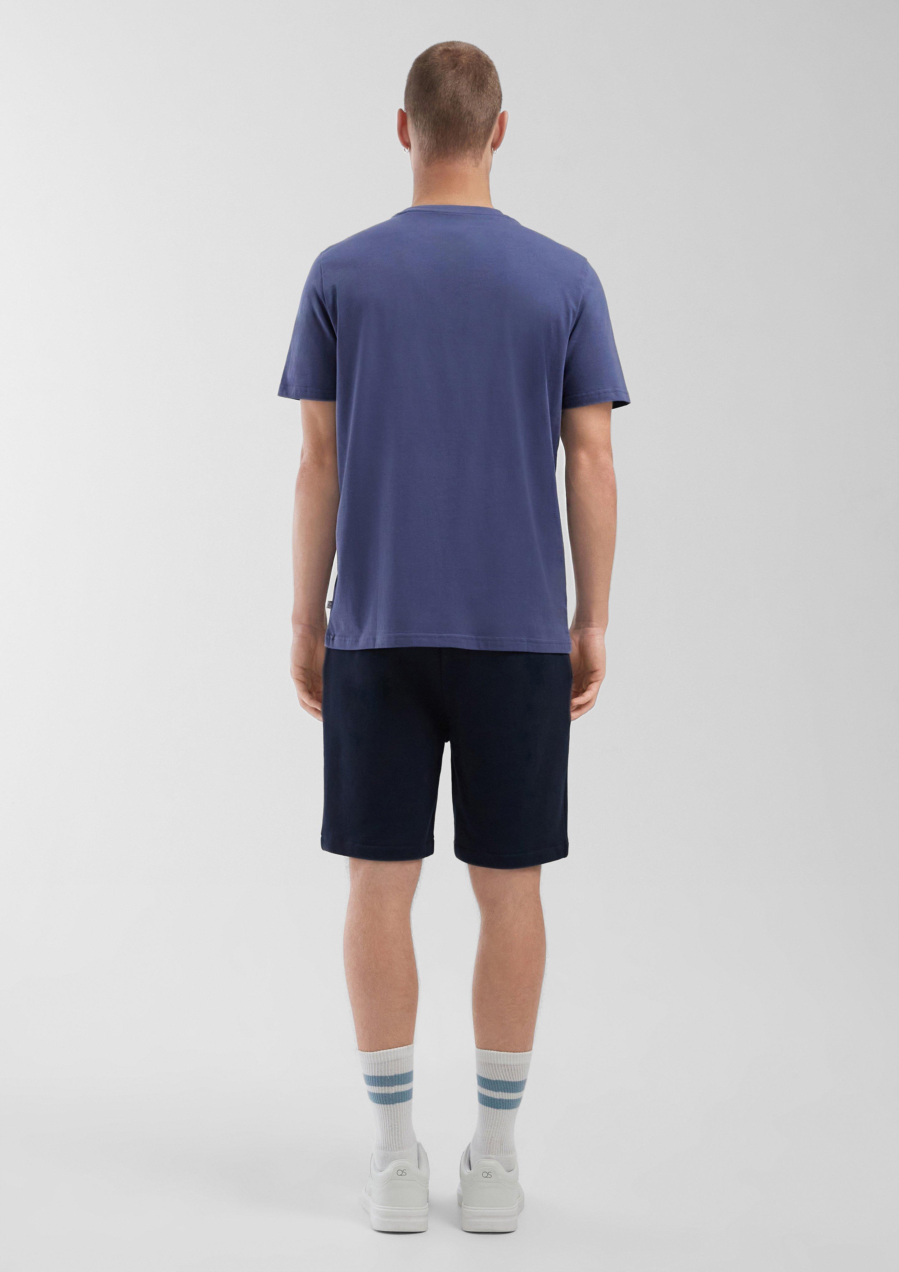 T-Shirt in 5725, 5022, 7878 & 0210