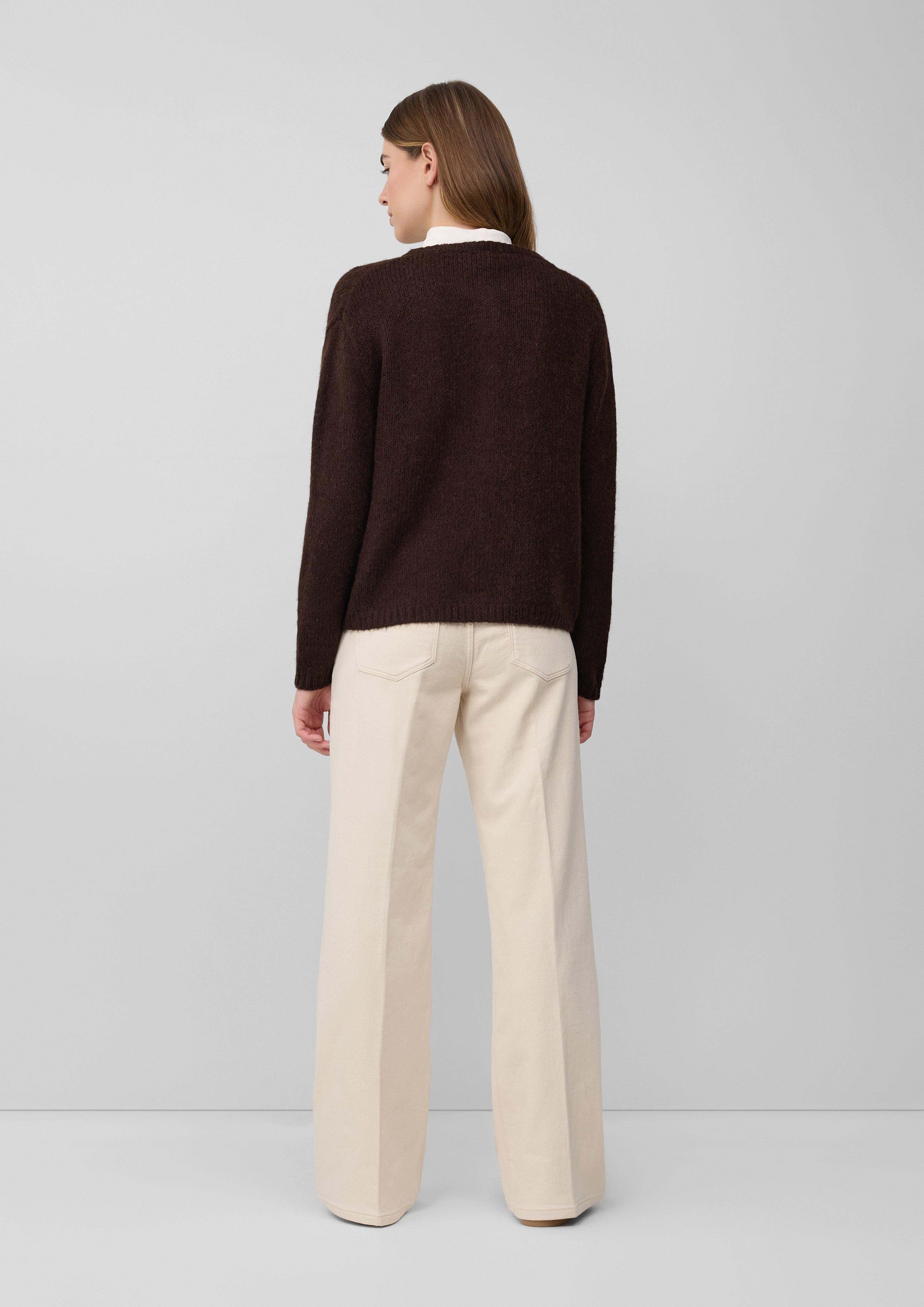 Cardigan in 8945, 3902 & 6439