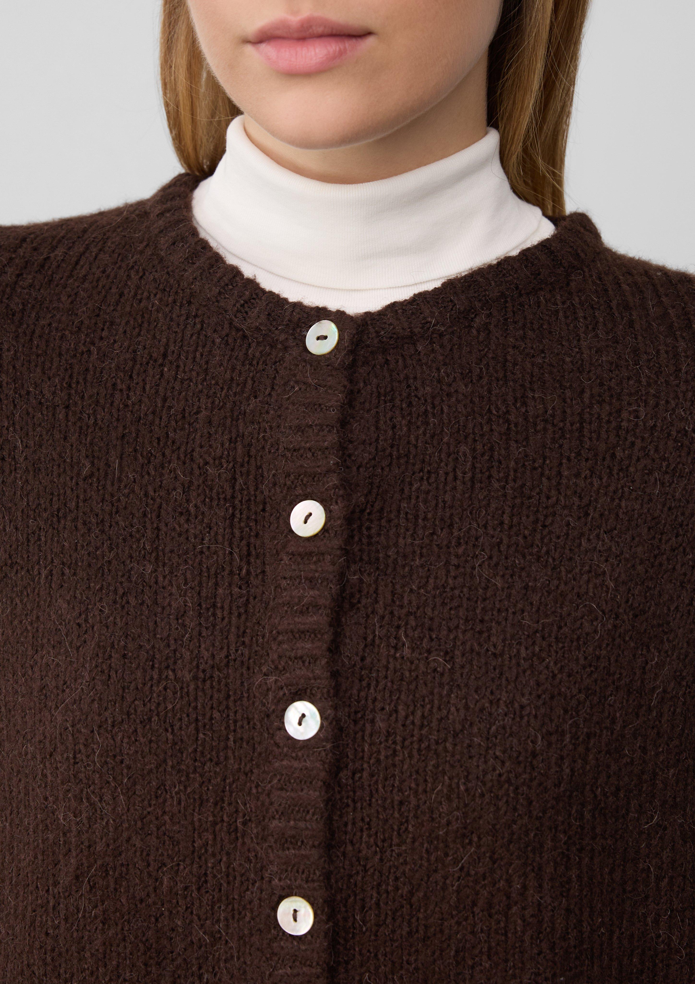 Cardigan in 8945, 3902 & 6439