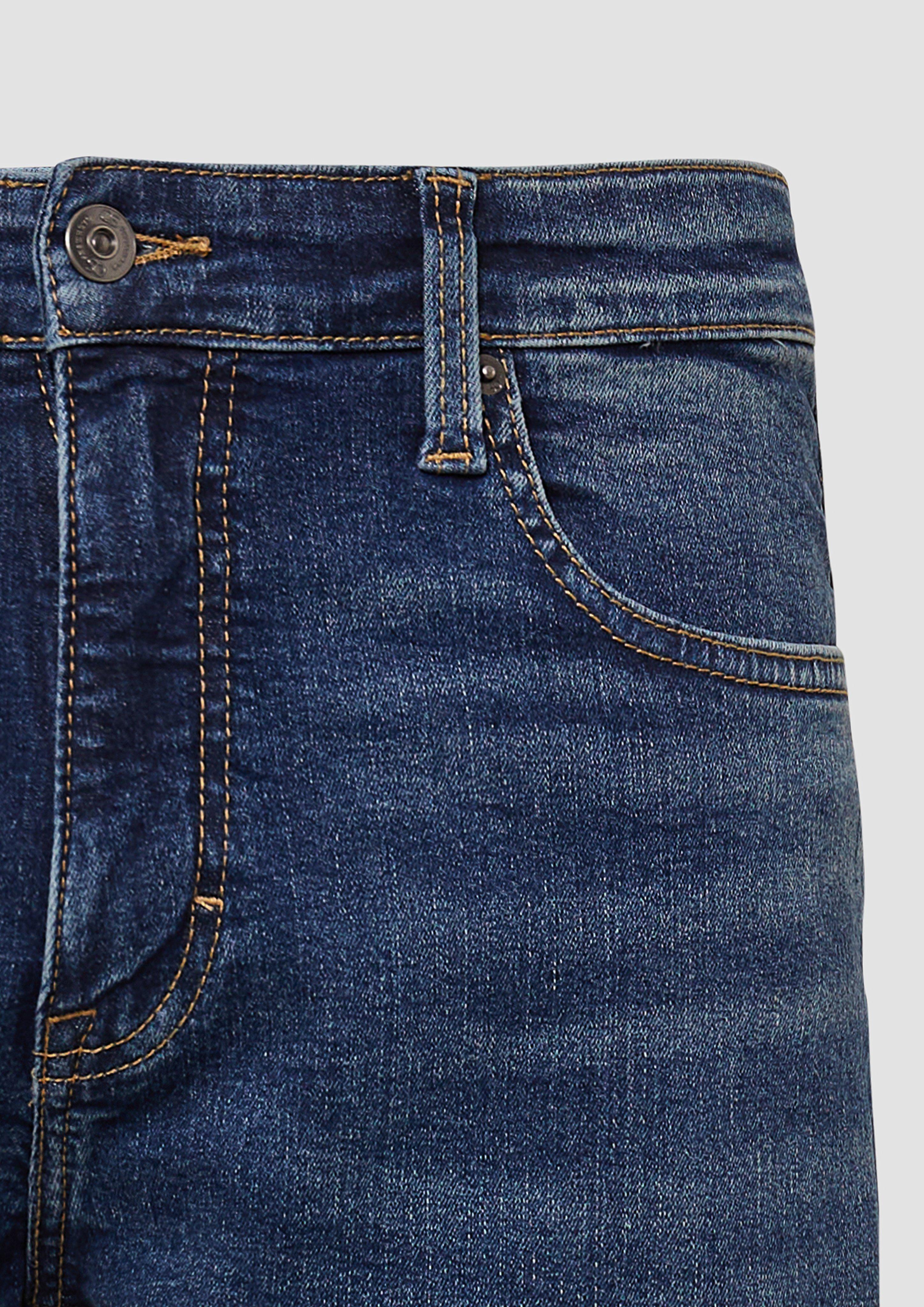 Bermuda en jean in 56Z6 & 53Z4