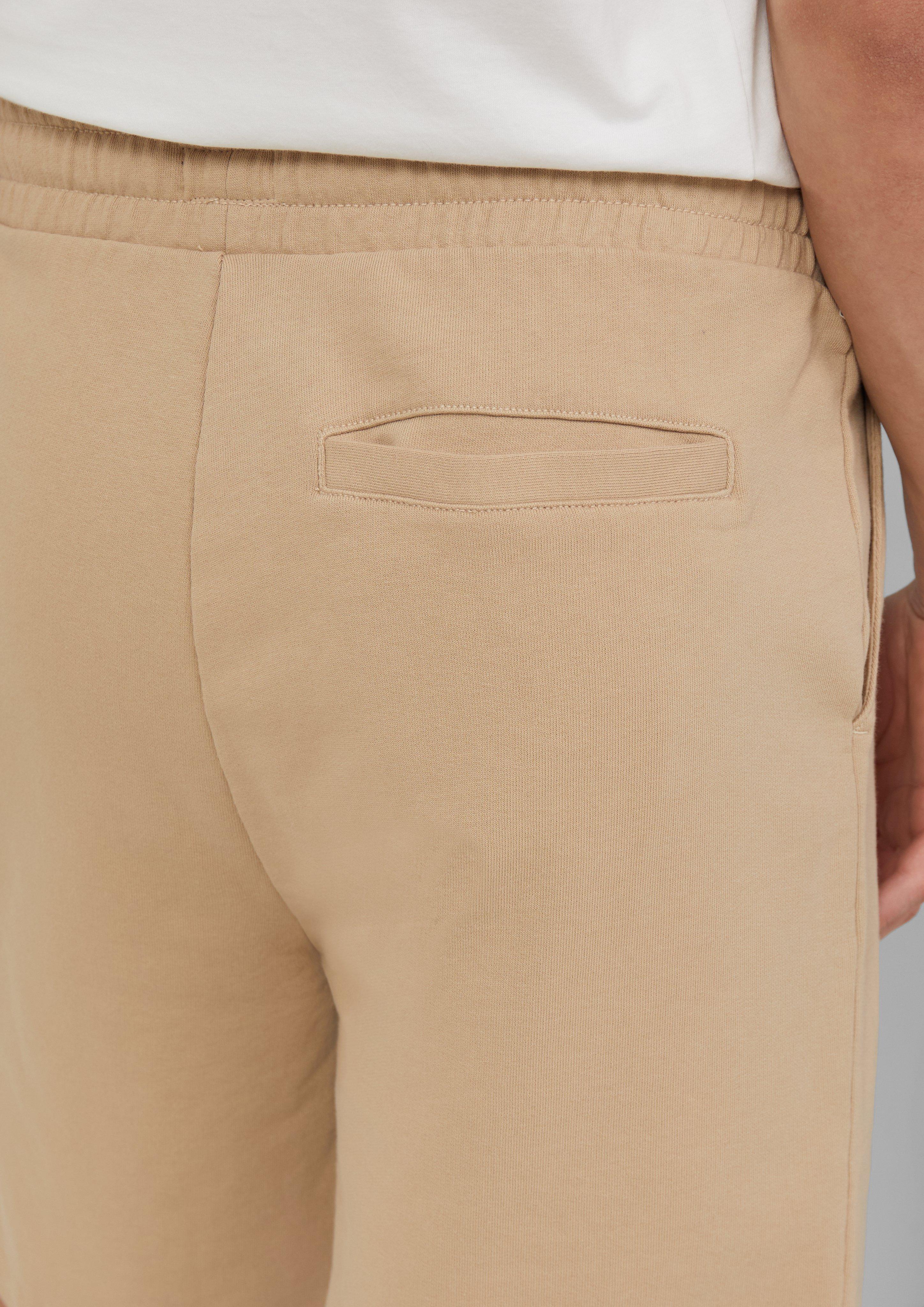 Bermuda in 8188, 7878 & 5884