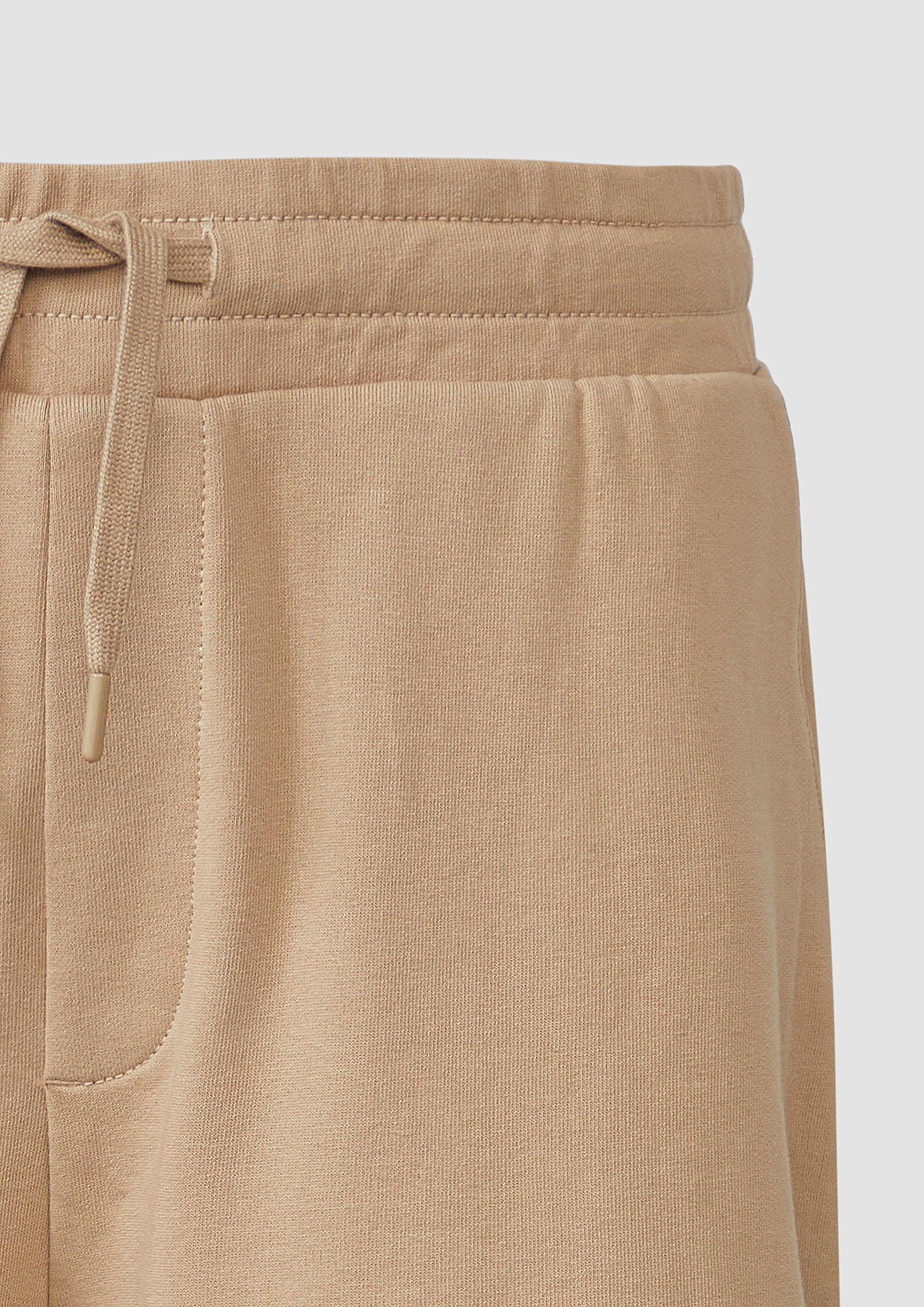 Bermuda in 8188, 7878 & 5884