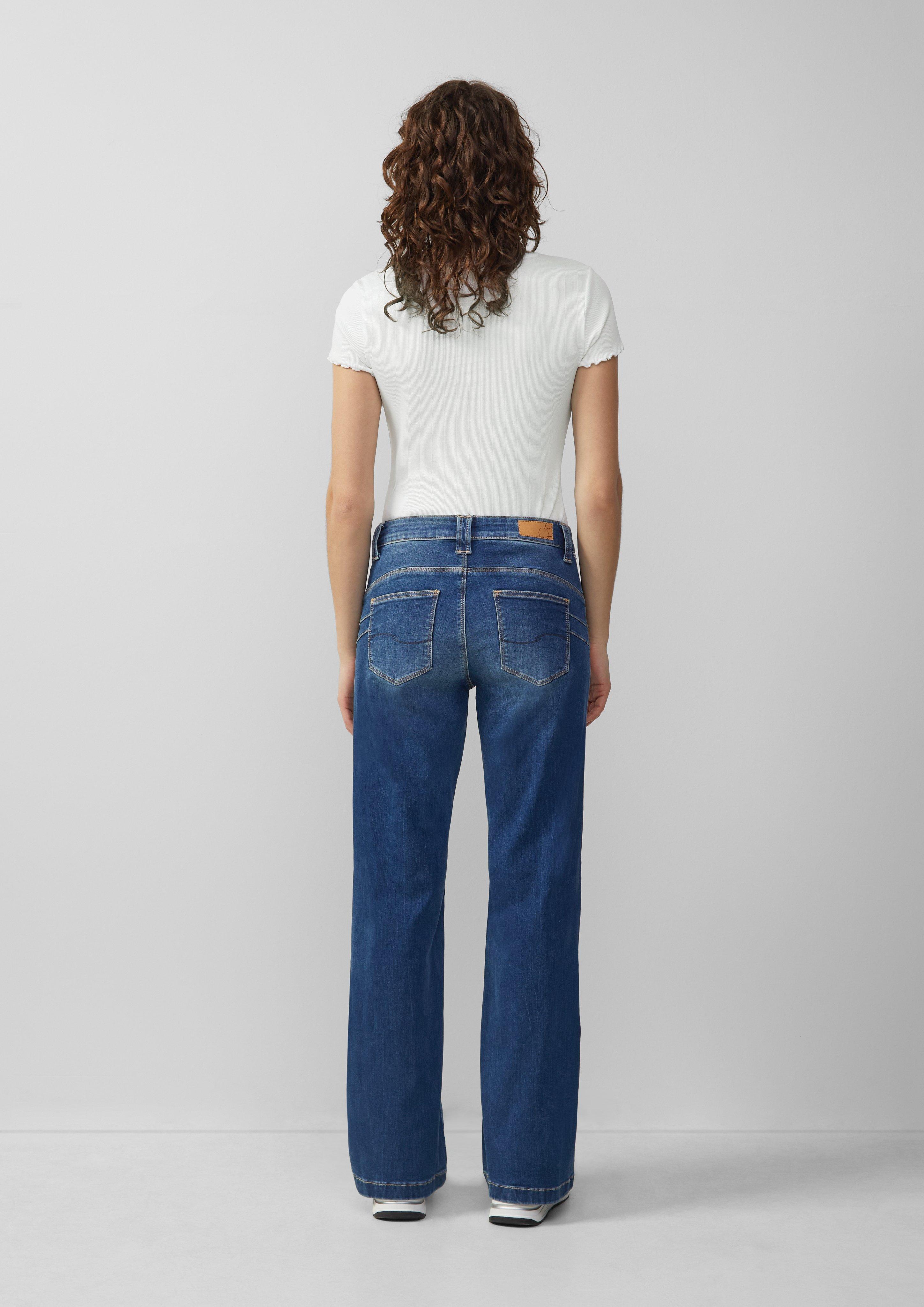 T-Shirt in 0100, 9999, 7217, 3103 & 4121