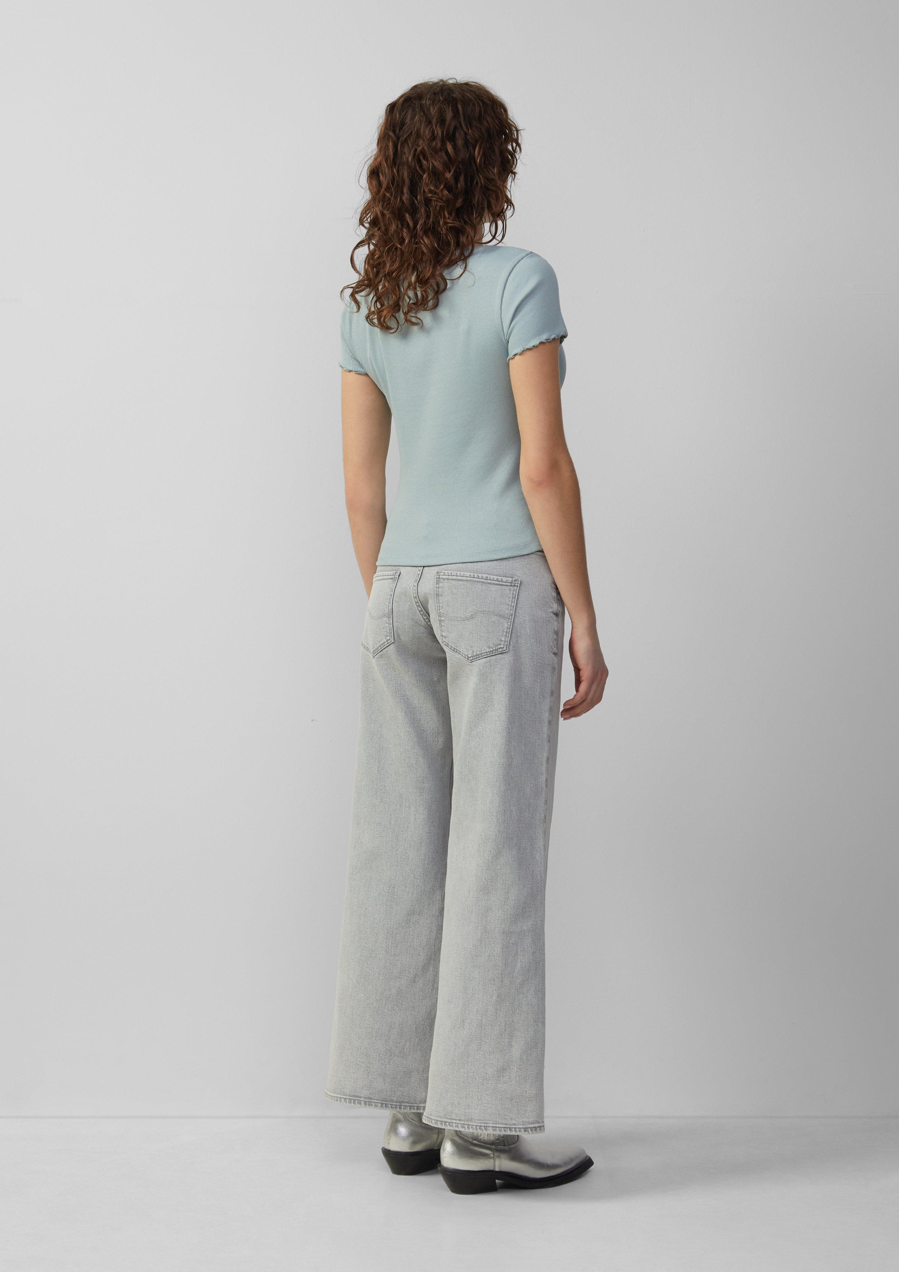 T-shirt in 7217, 9999, 0100, 3103 & 4121