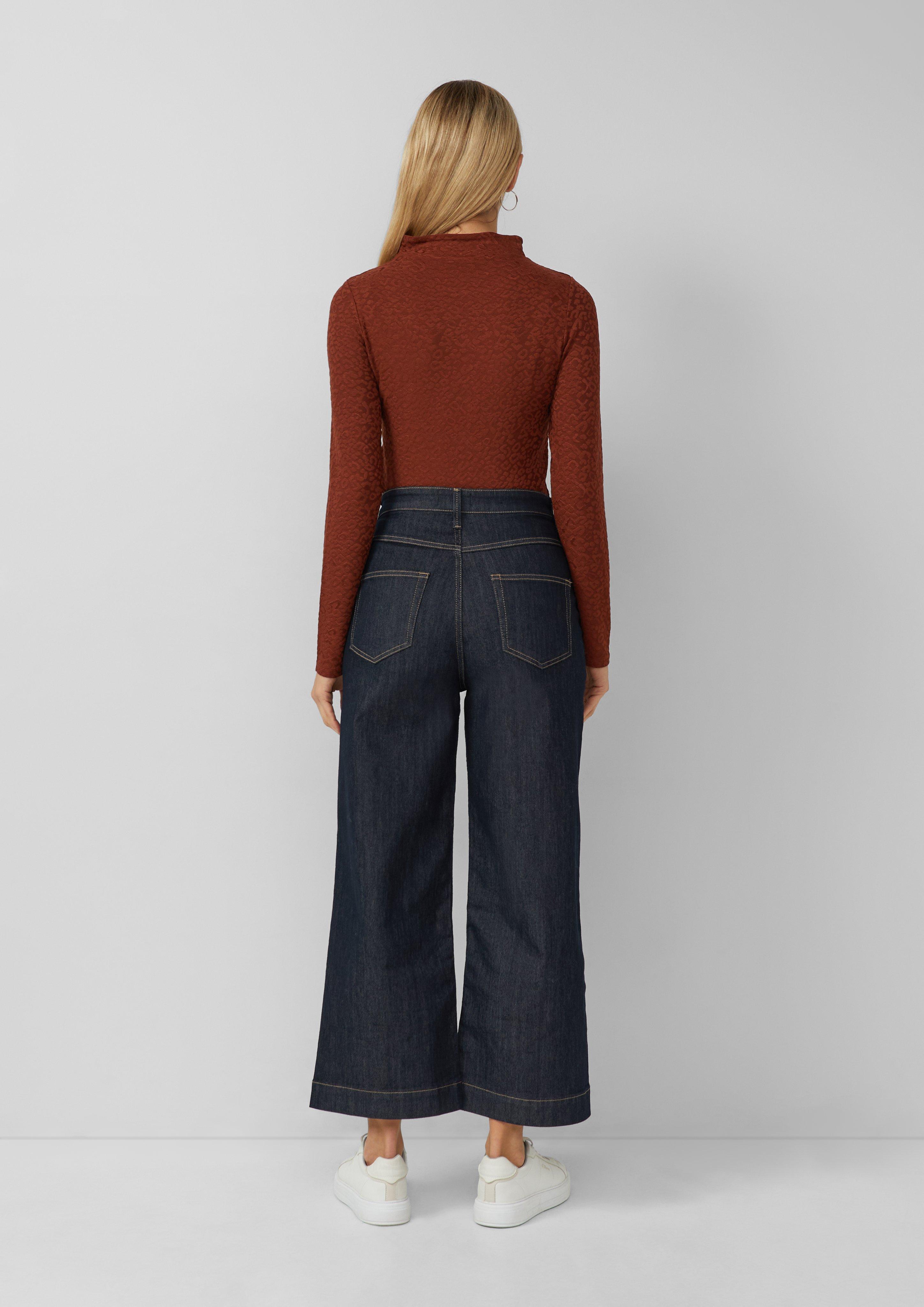 T-shirt in 3700, 0200 & 9999