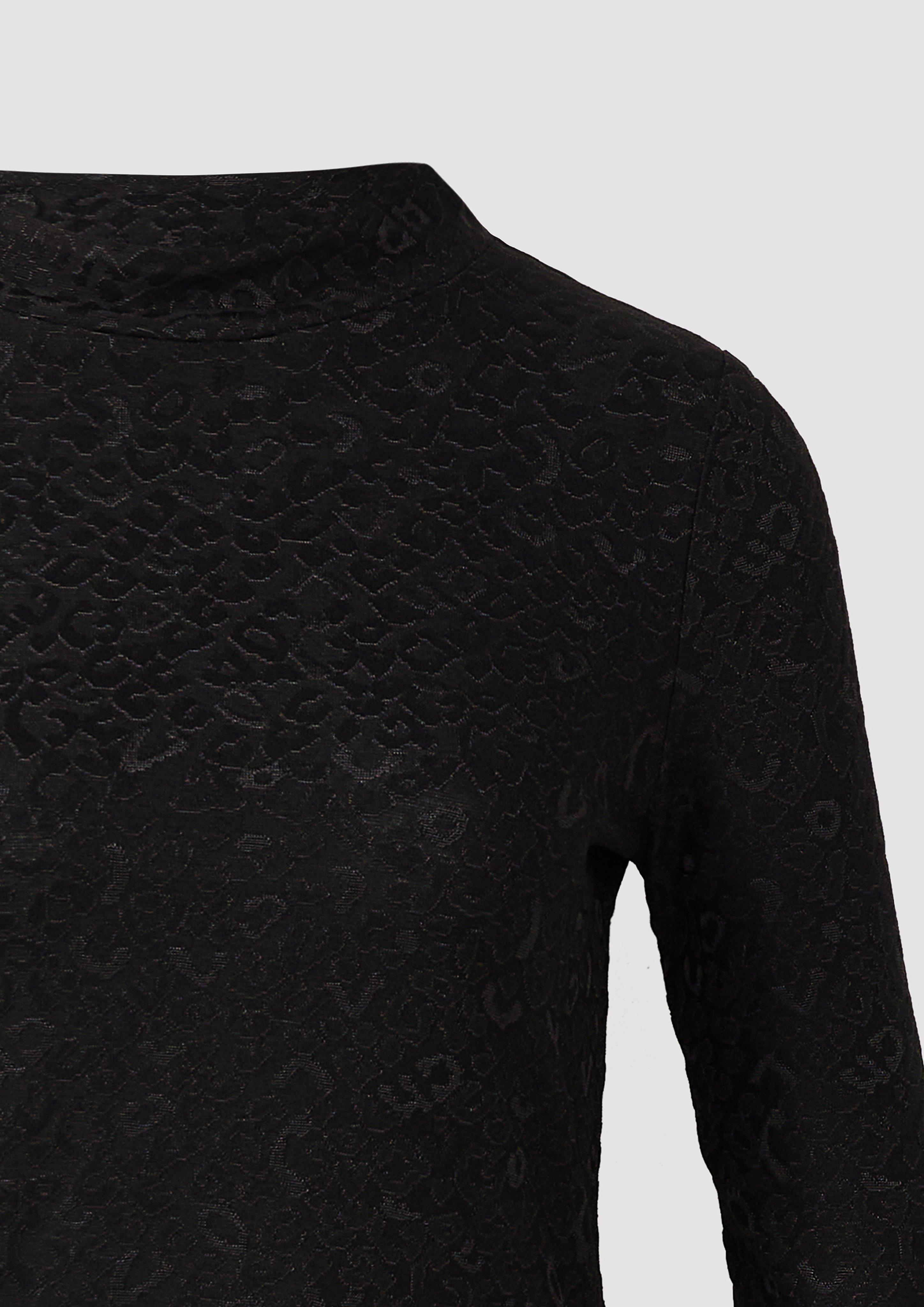 T-shirt in 9999, 0200 & 3700