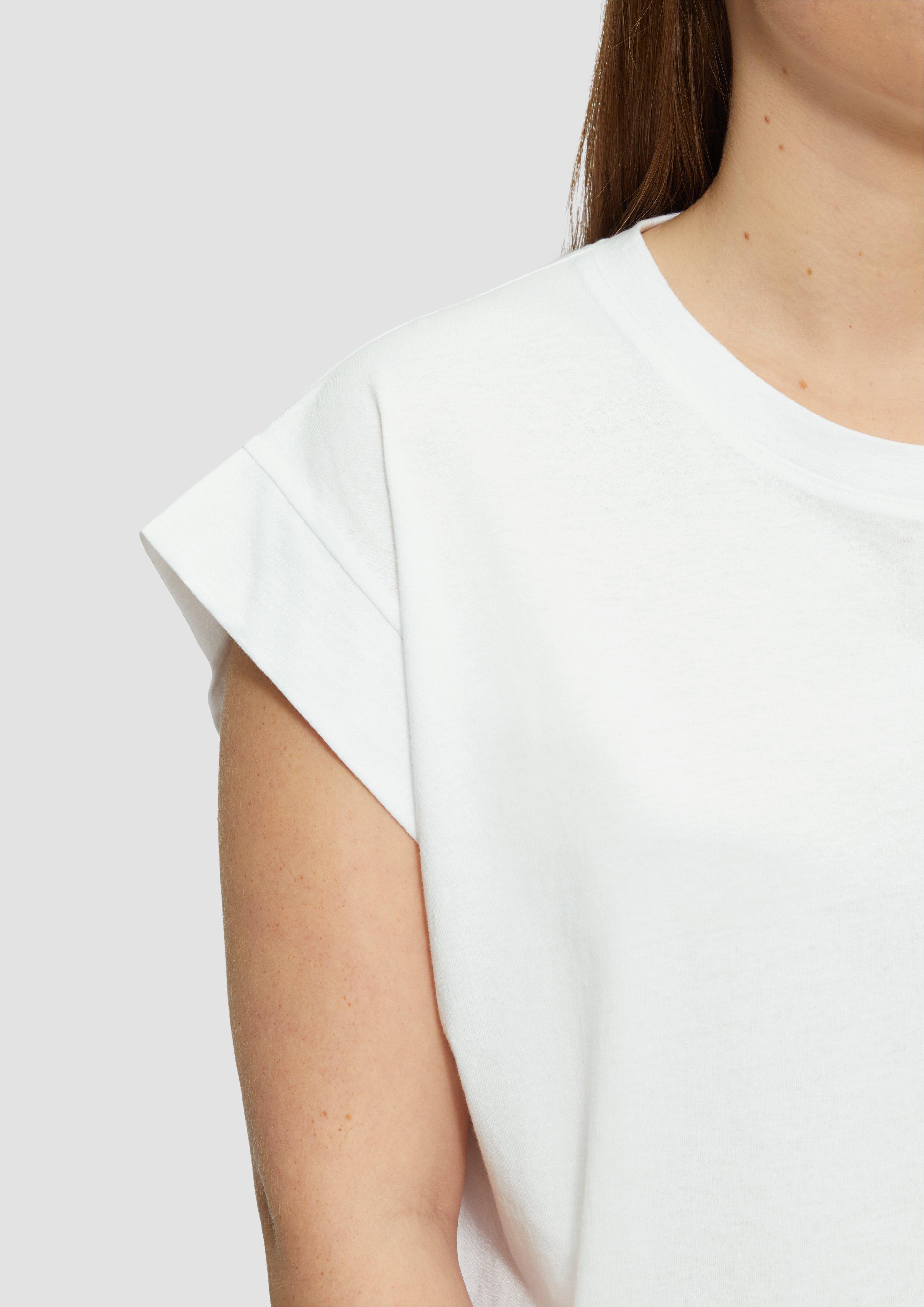 T-Shirt in 0100, 4121 & 9999