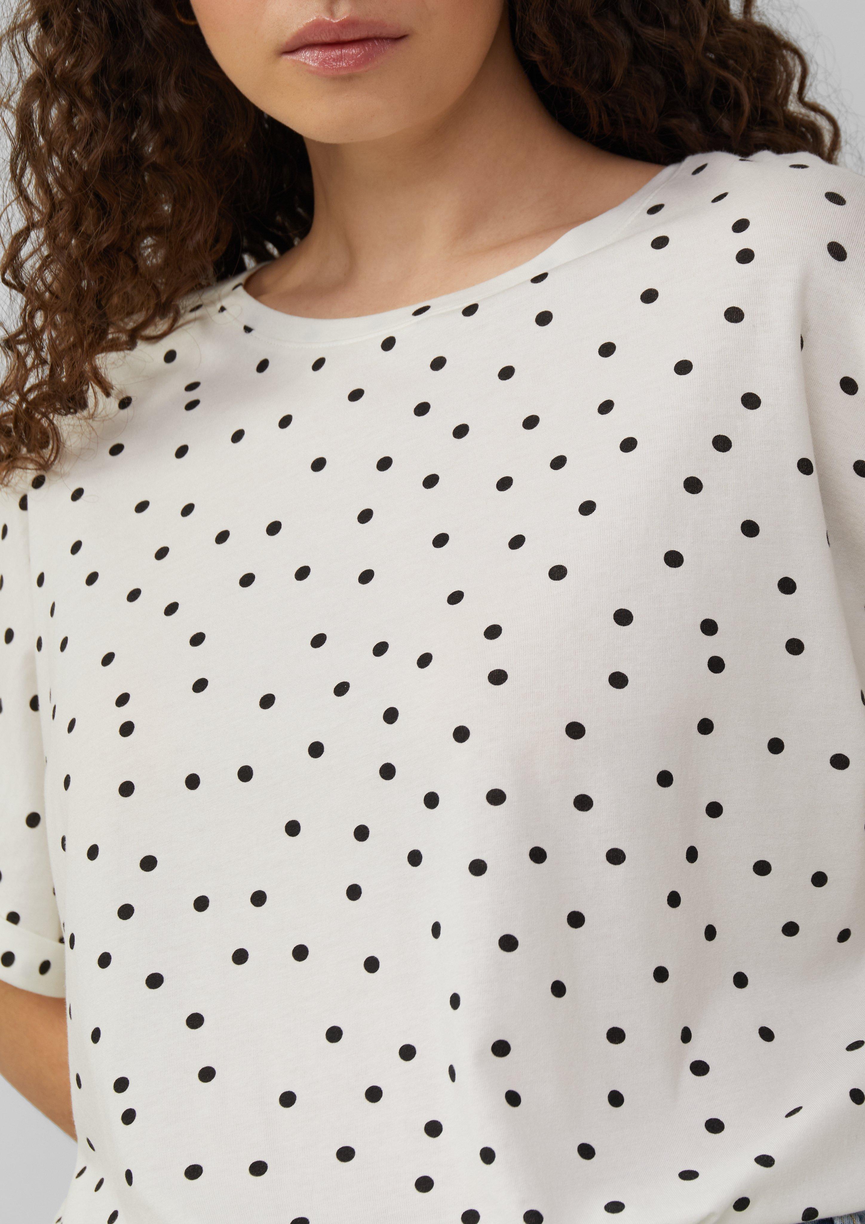 T-shirt in 02A5, 99A9, 72G2 & 99G2