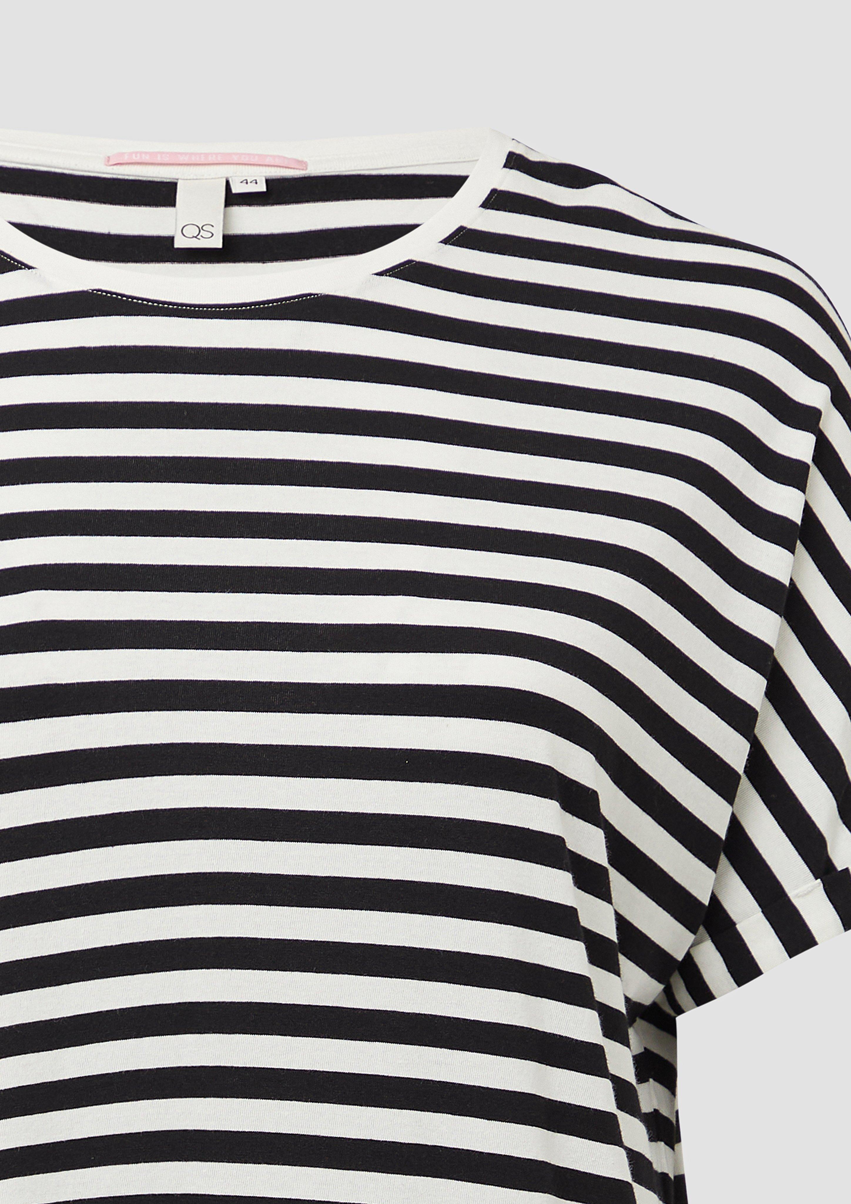 T-shirt in 99G2, 99A9, 72G2 & 02A5