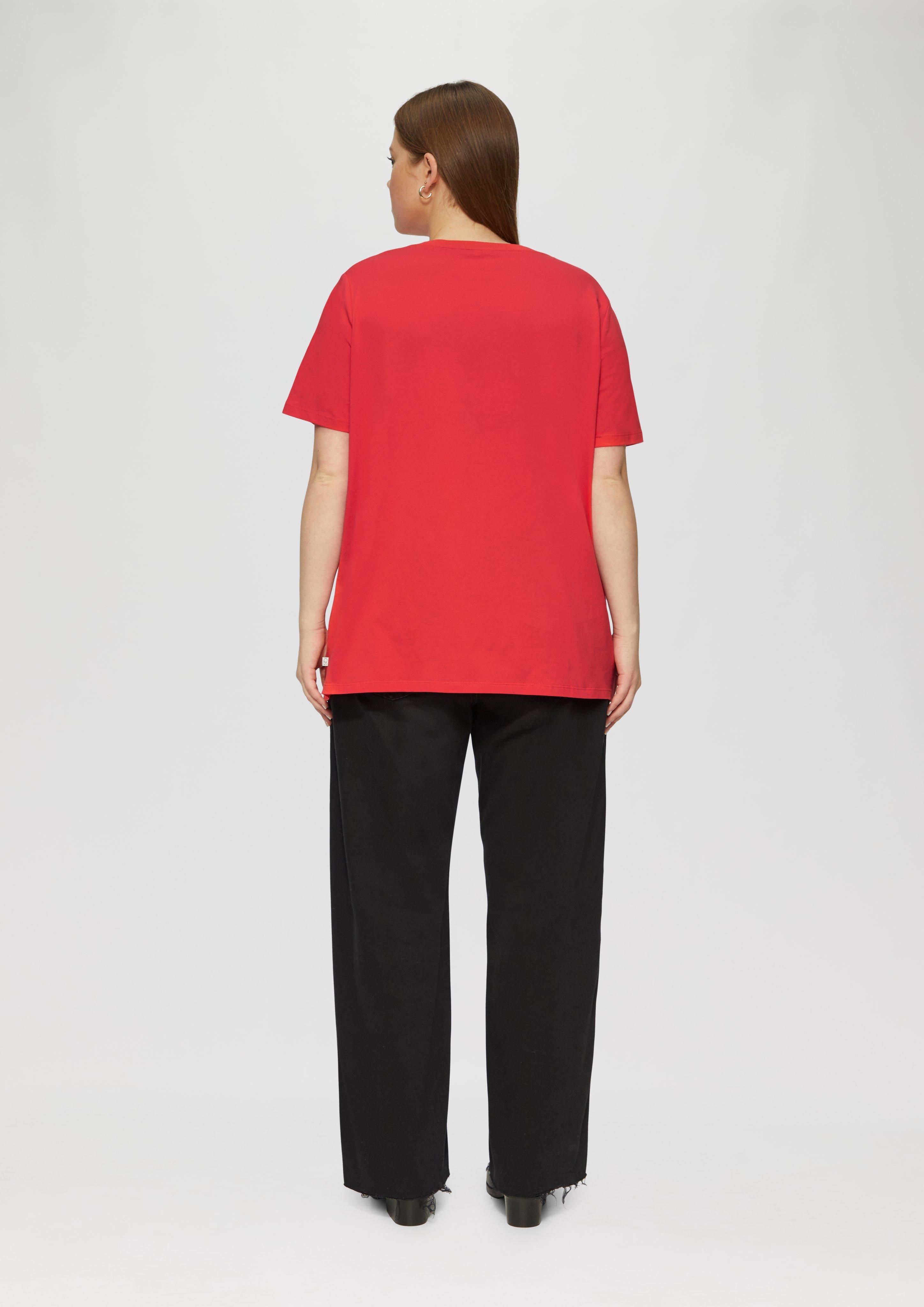 T-Shirt in 31D1, 01D0 & 99D0