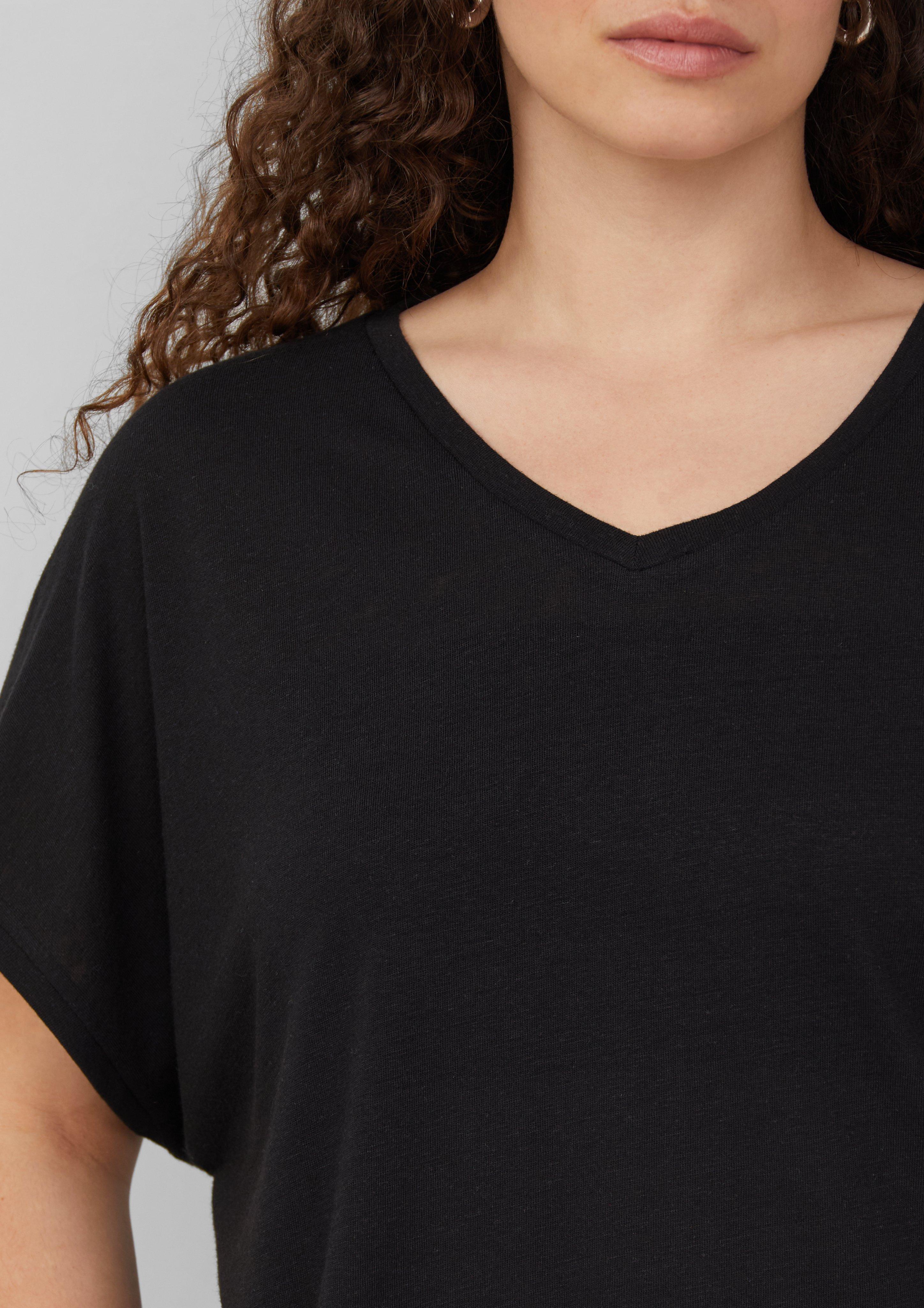 T-shirt in 9999, 0200, 3103 & 5072