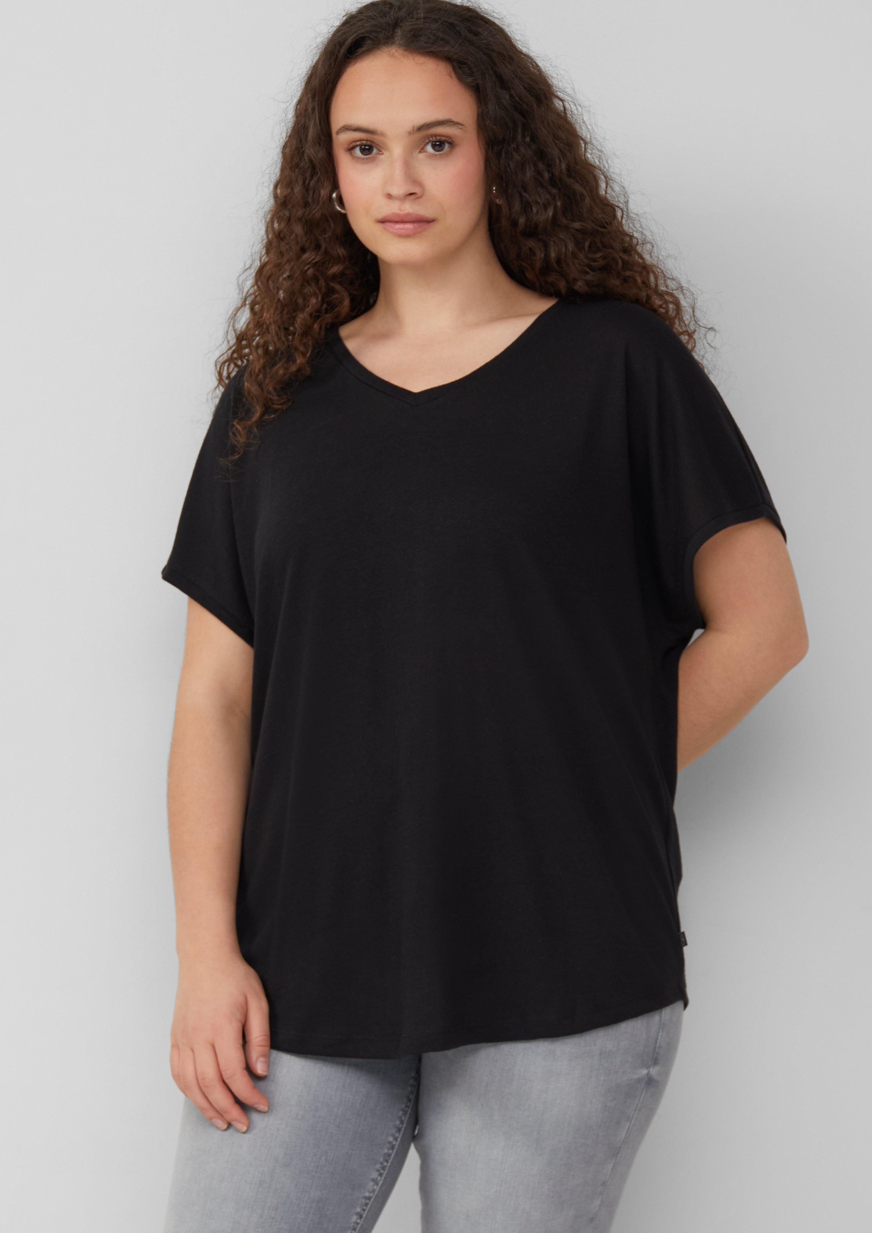 T-shirt in 9999, 0200, 3103 & 5072