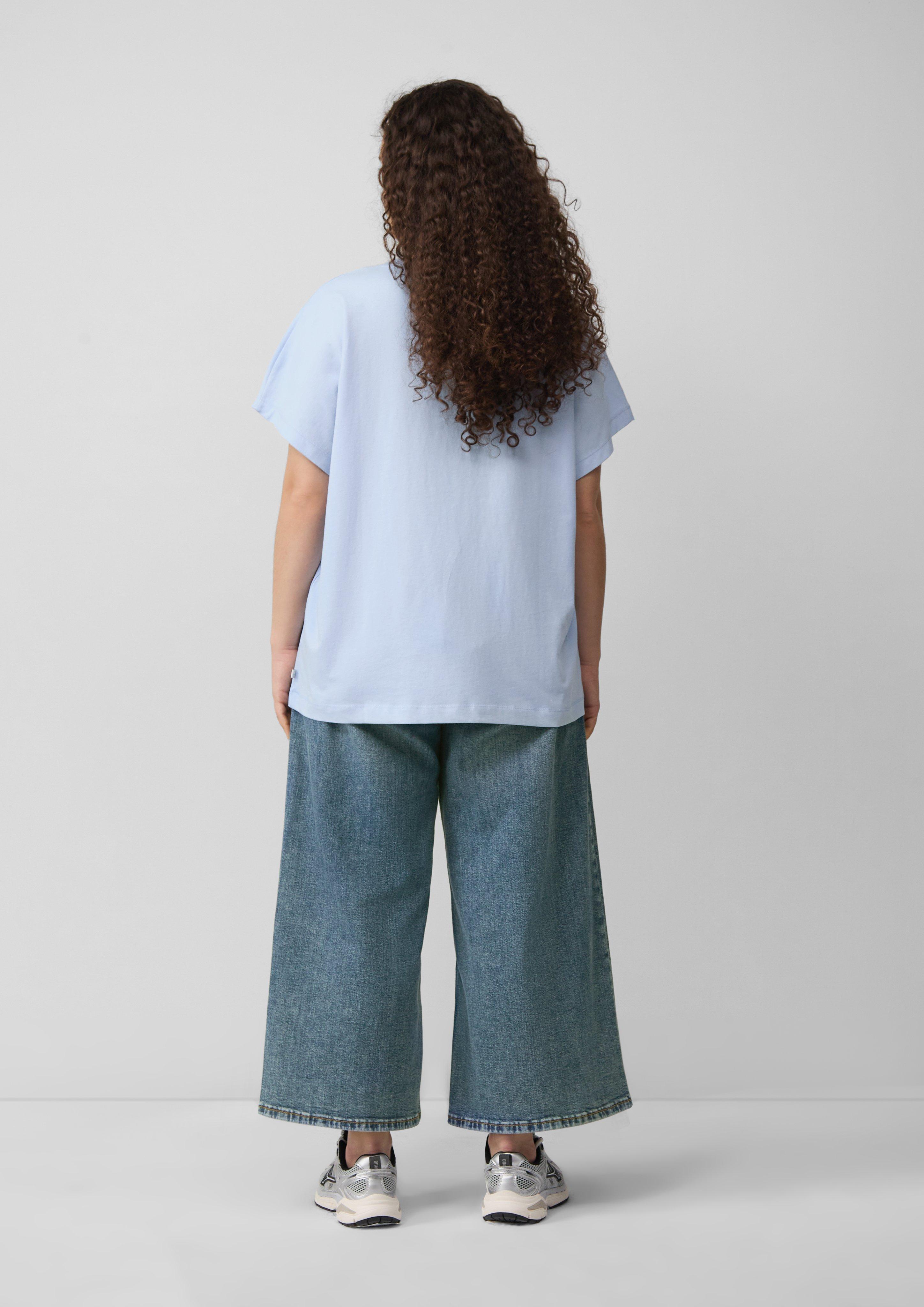 T-shirt in 5072, 9999 & 0100