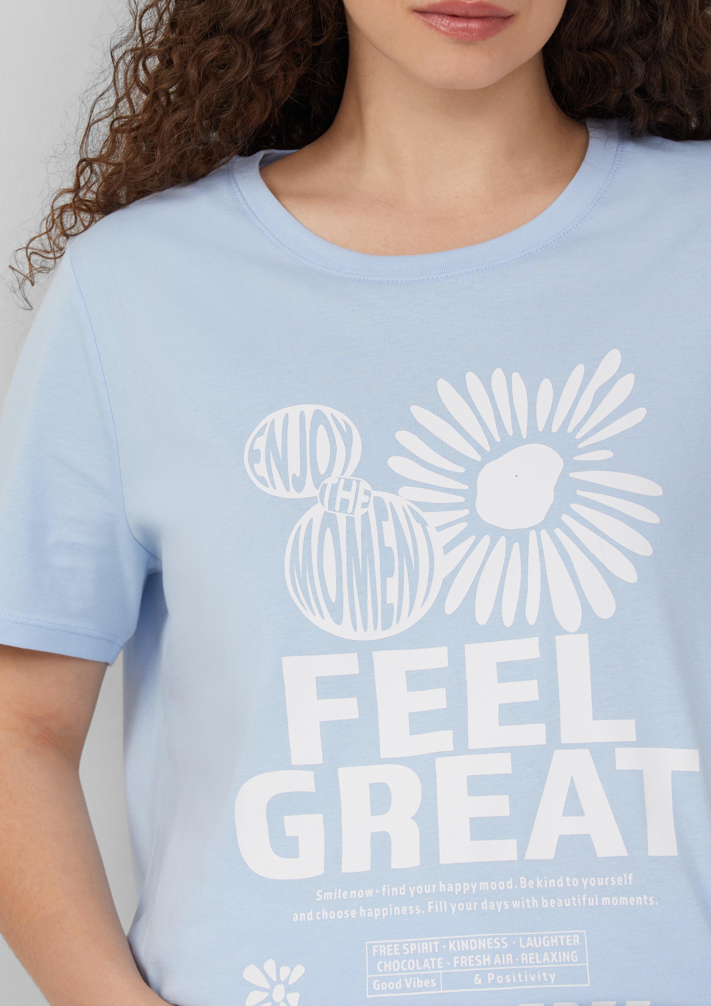 T-shirt in 50D0, 31D0 & 01D0