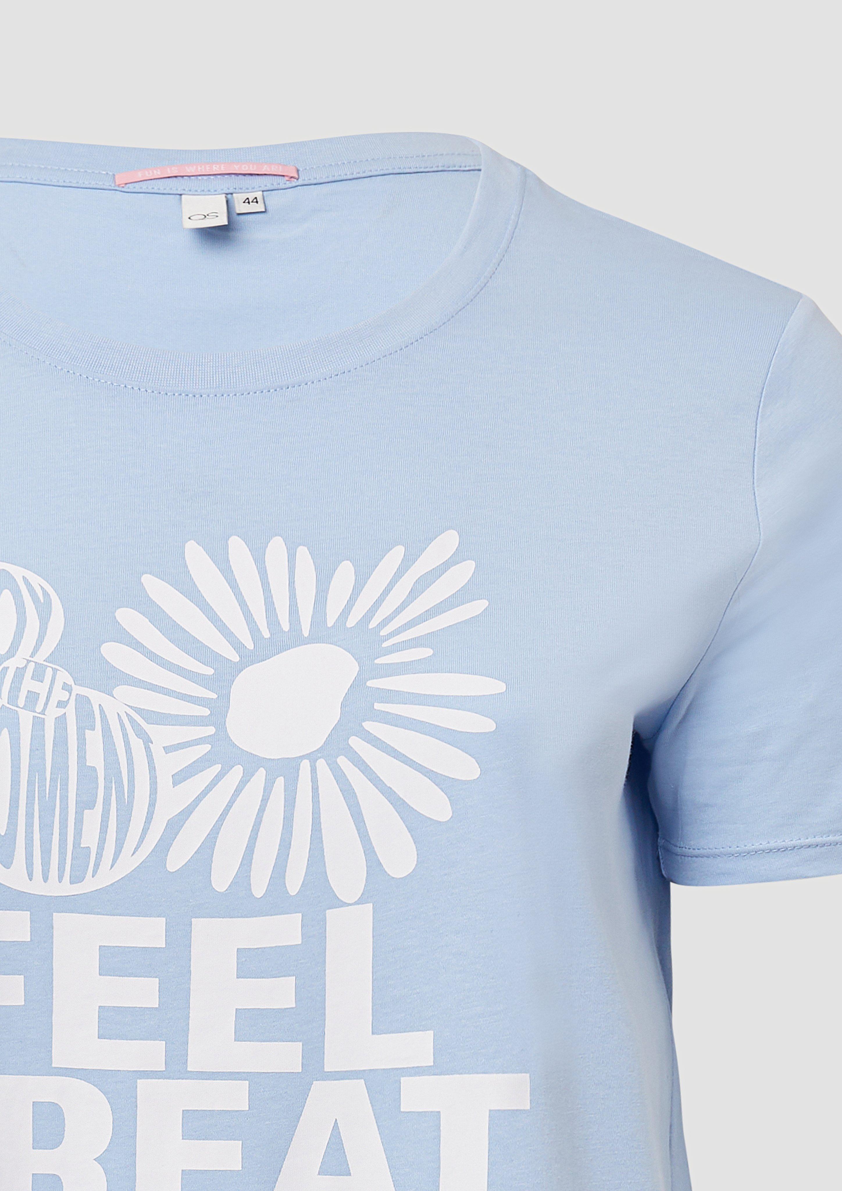 T-shirt in 50D0, 31D0 & 01D0