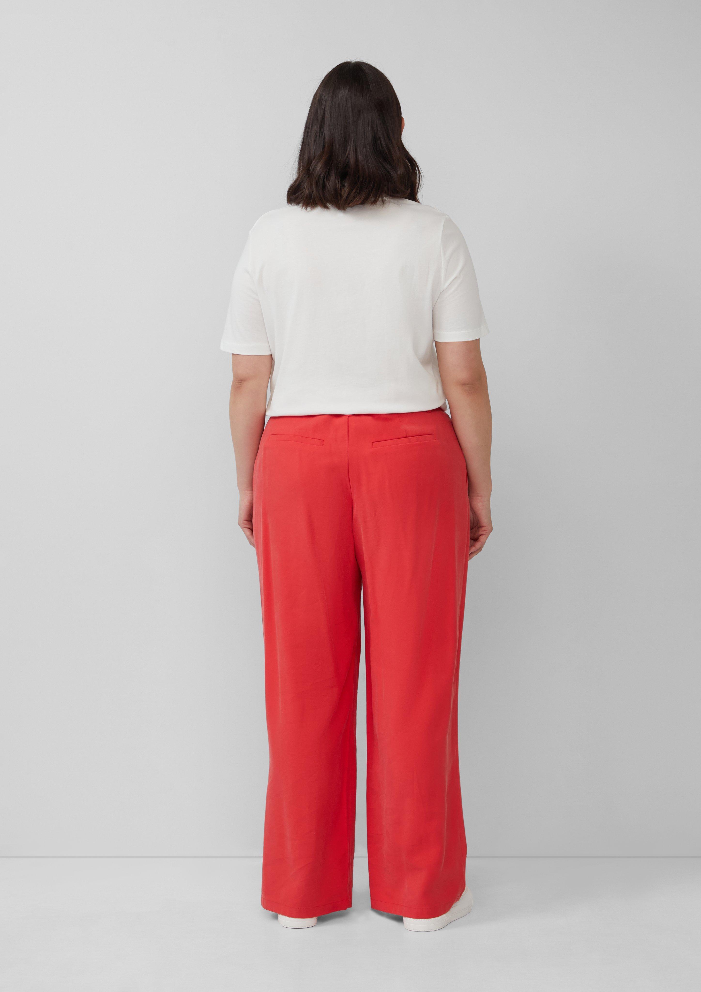 T-shirt in 02D7, 50D9, 30D7 & 99D9