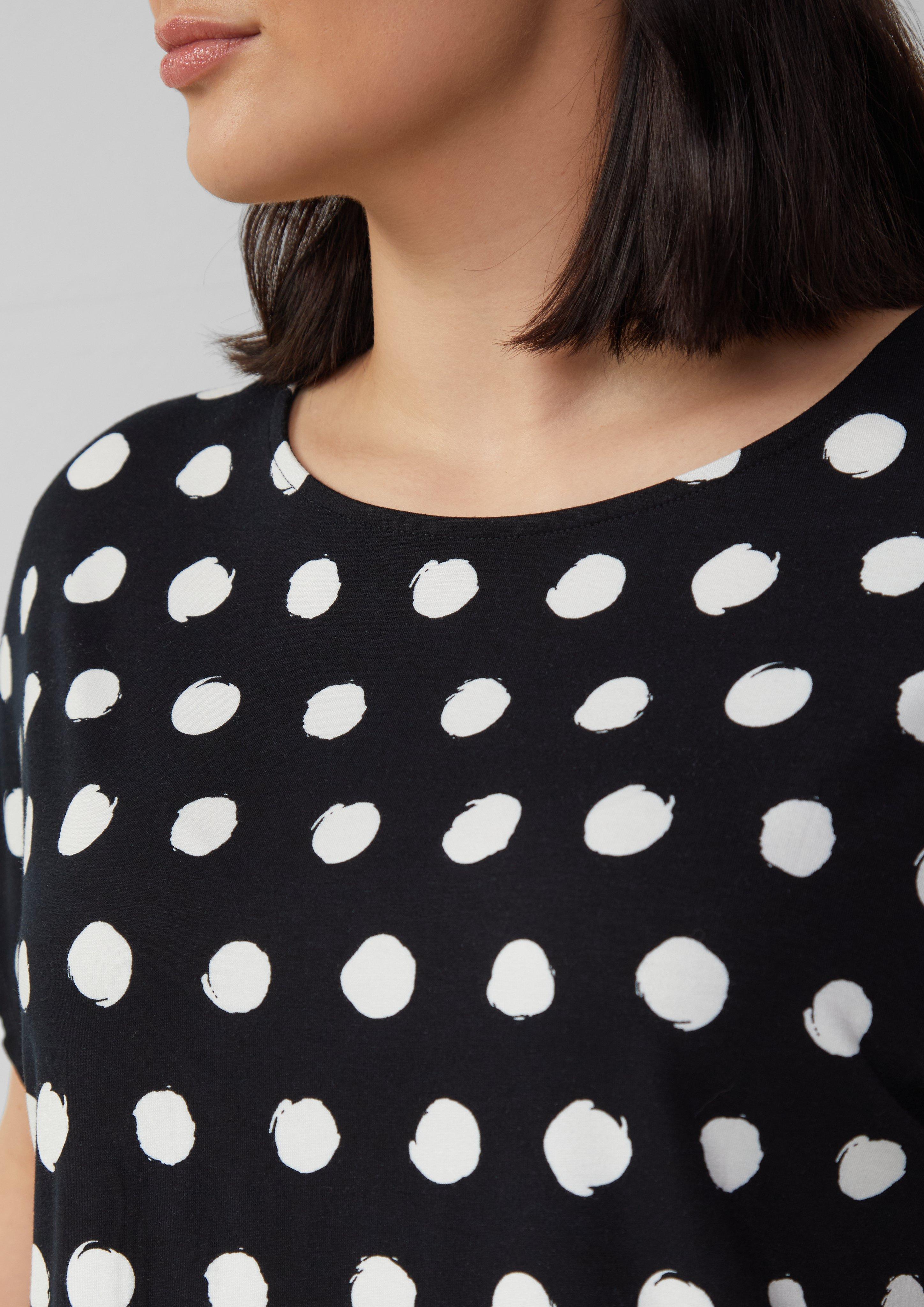 T-Shirt in 99A2 & 30A1