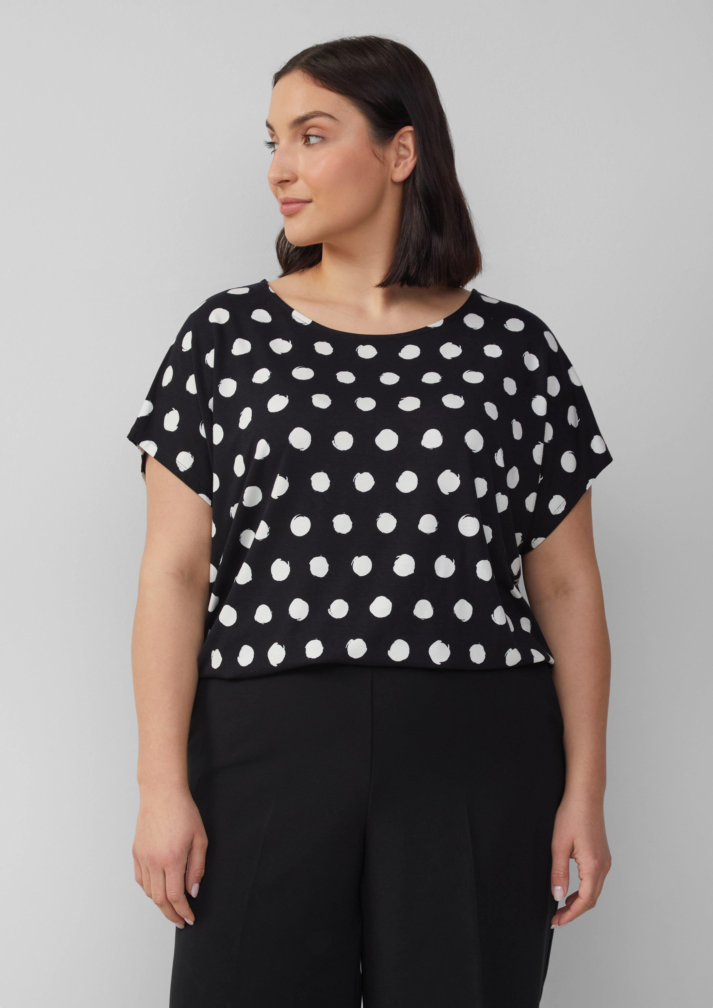 T-Shirt in 99A2 & 30A1