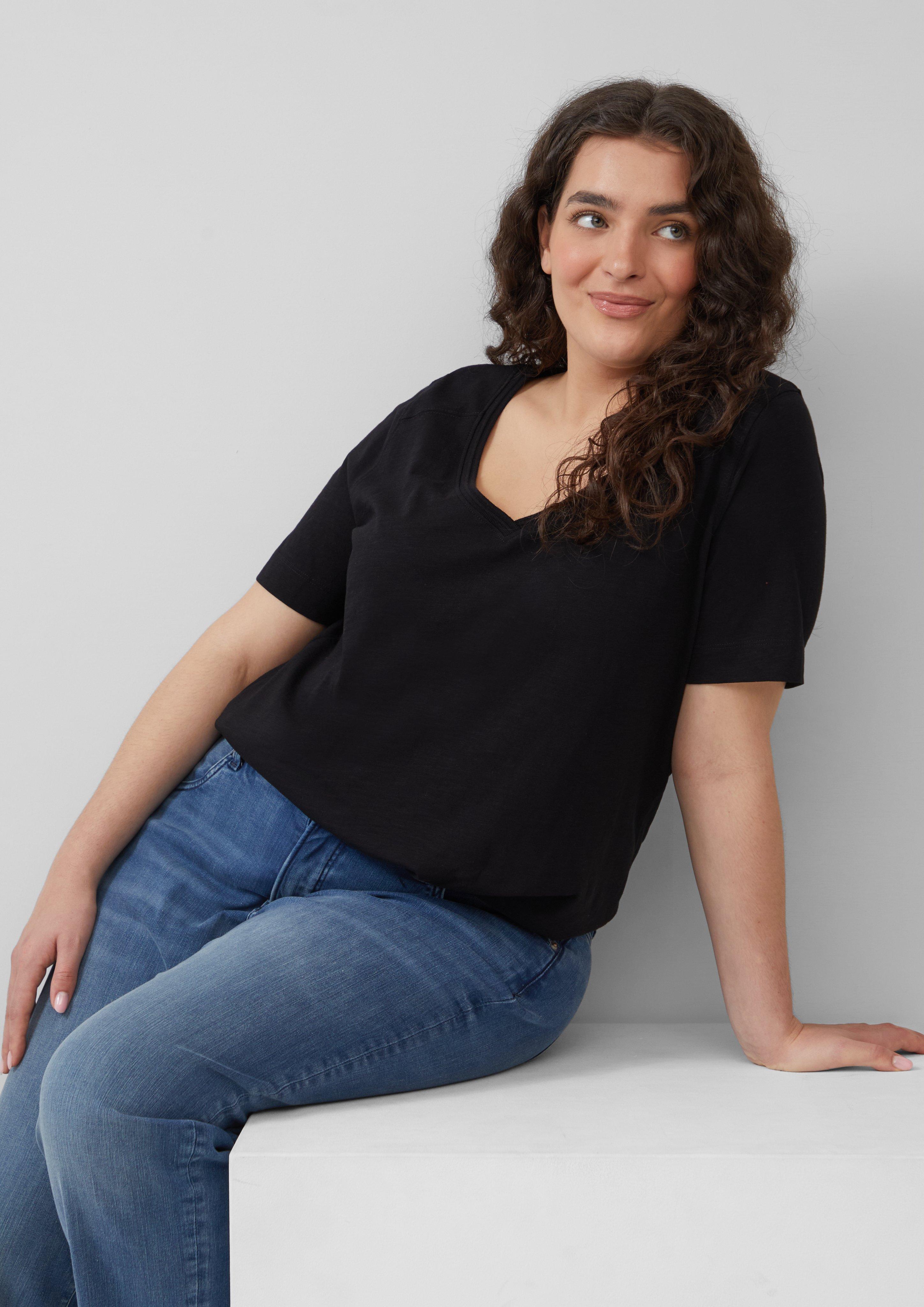 T-shirt in 9999, 4101, 3090 & 5083