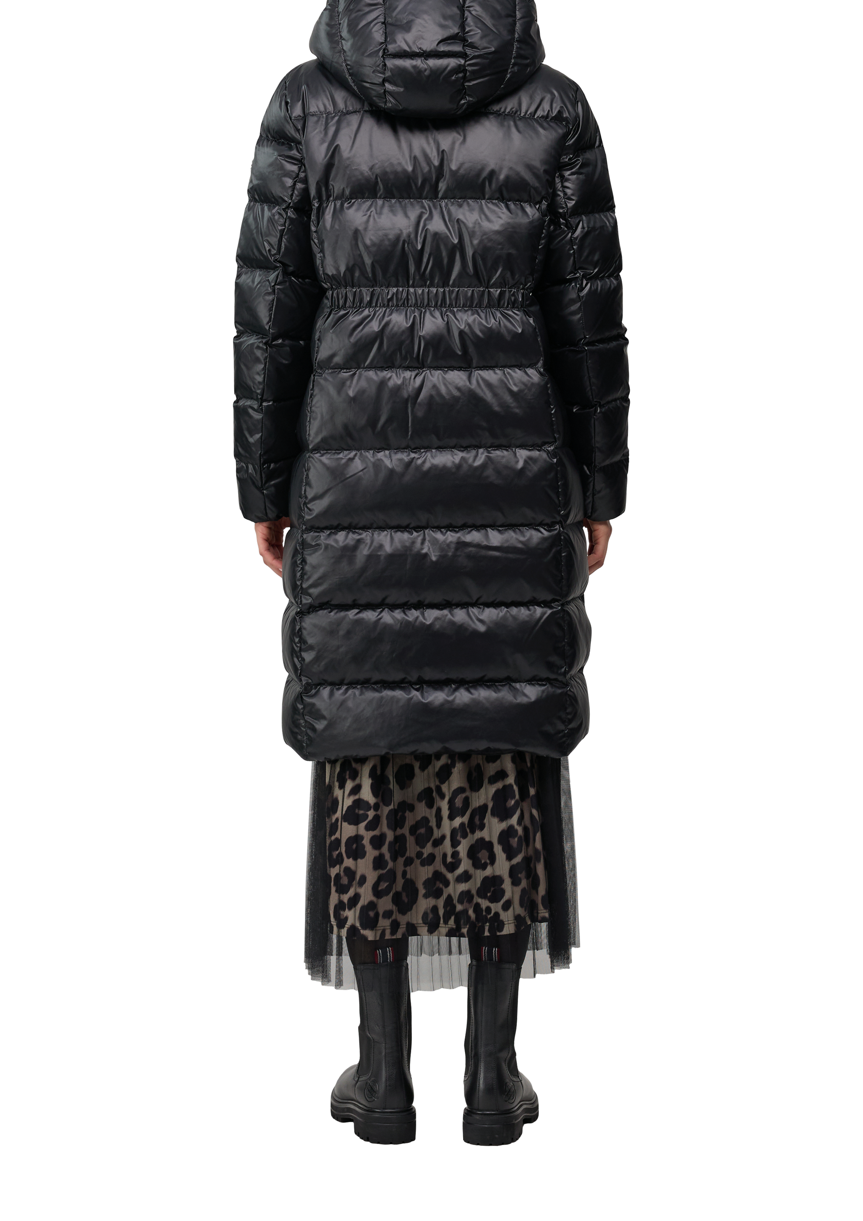 Thumbnail - Outdoor-Mantel