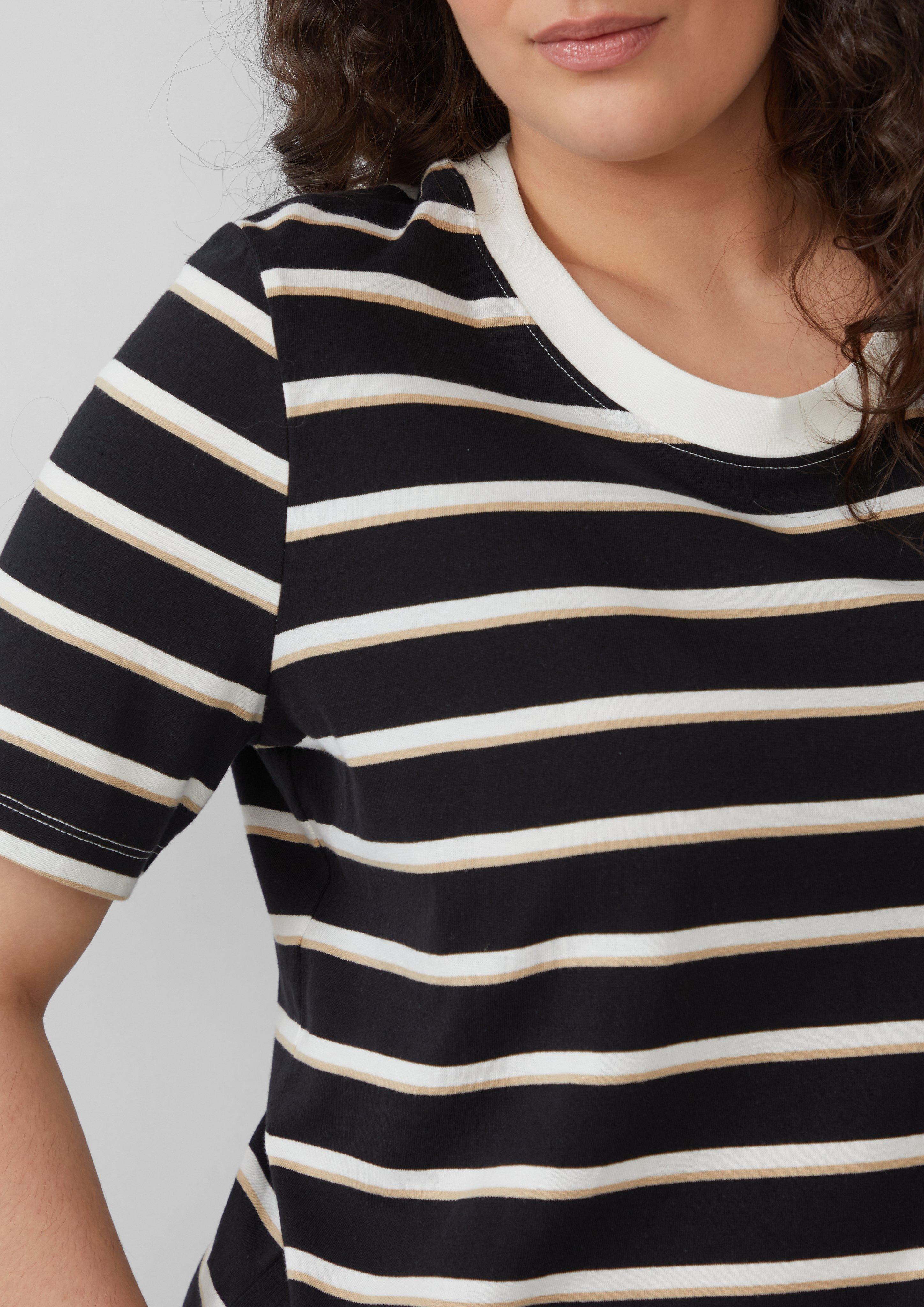 T-shirt in 99G2 & 02G2