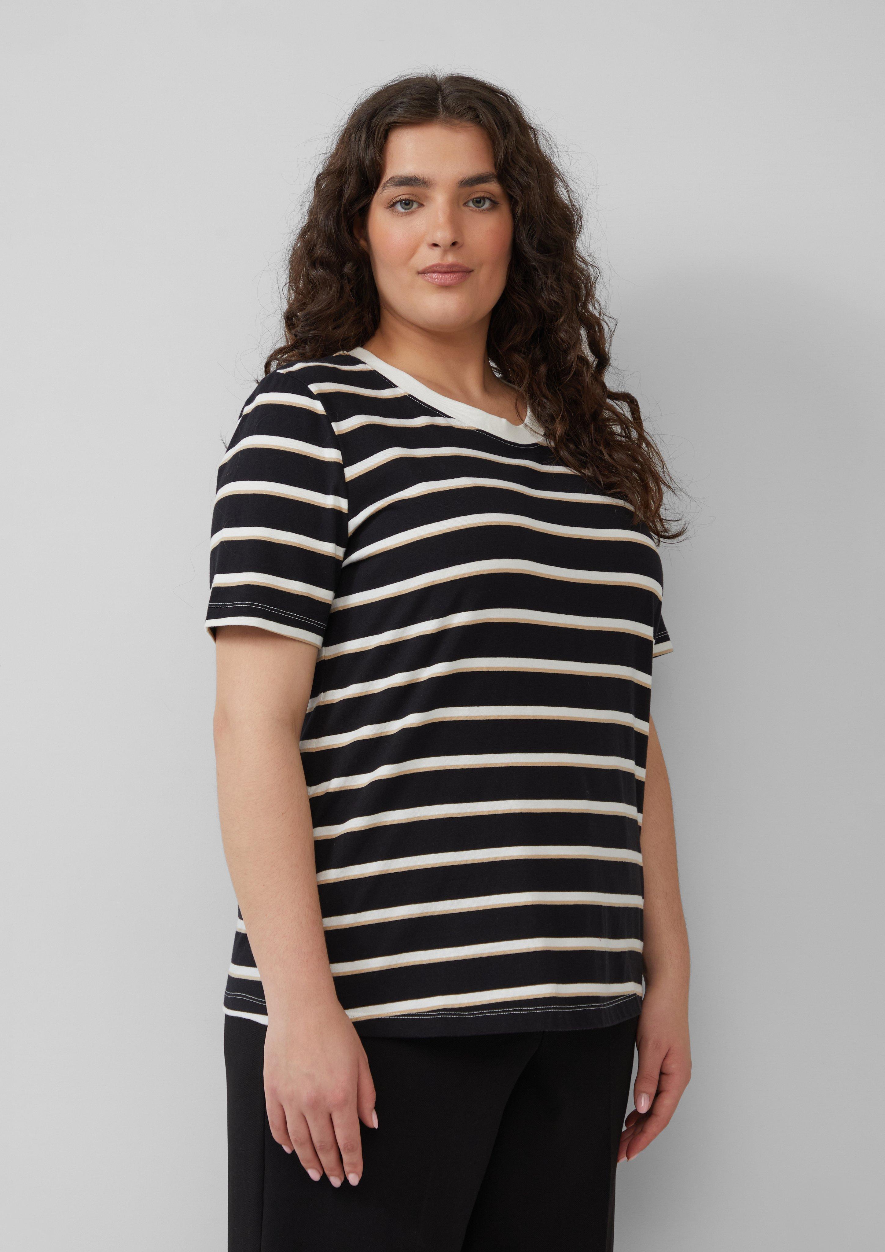 T-shirt in 99G2 & 02G2