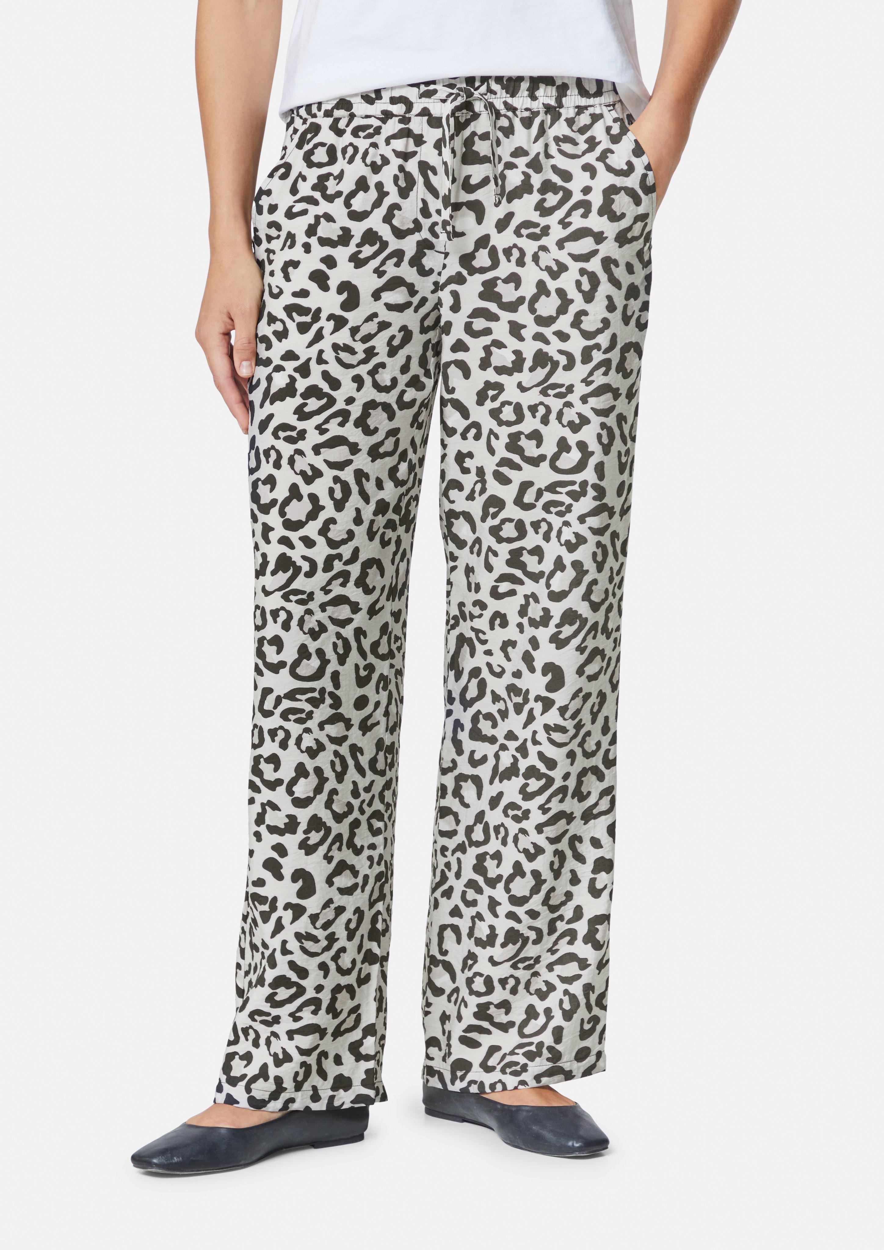 leopard様おまとめ3点 Amazon.com: Deco 79 Polystone Leopard Decorative Sculpture