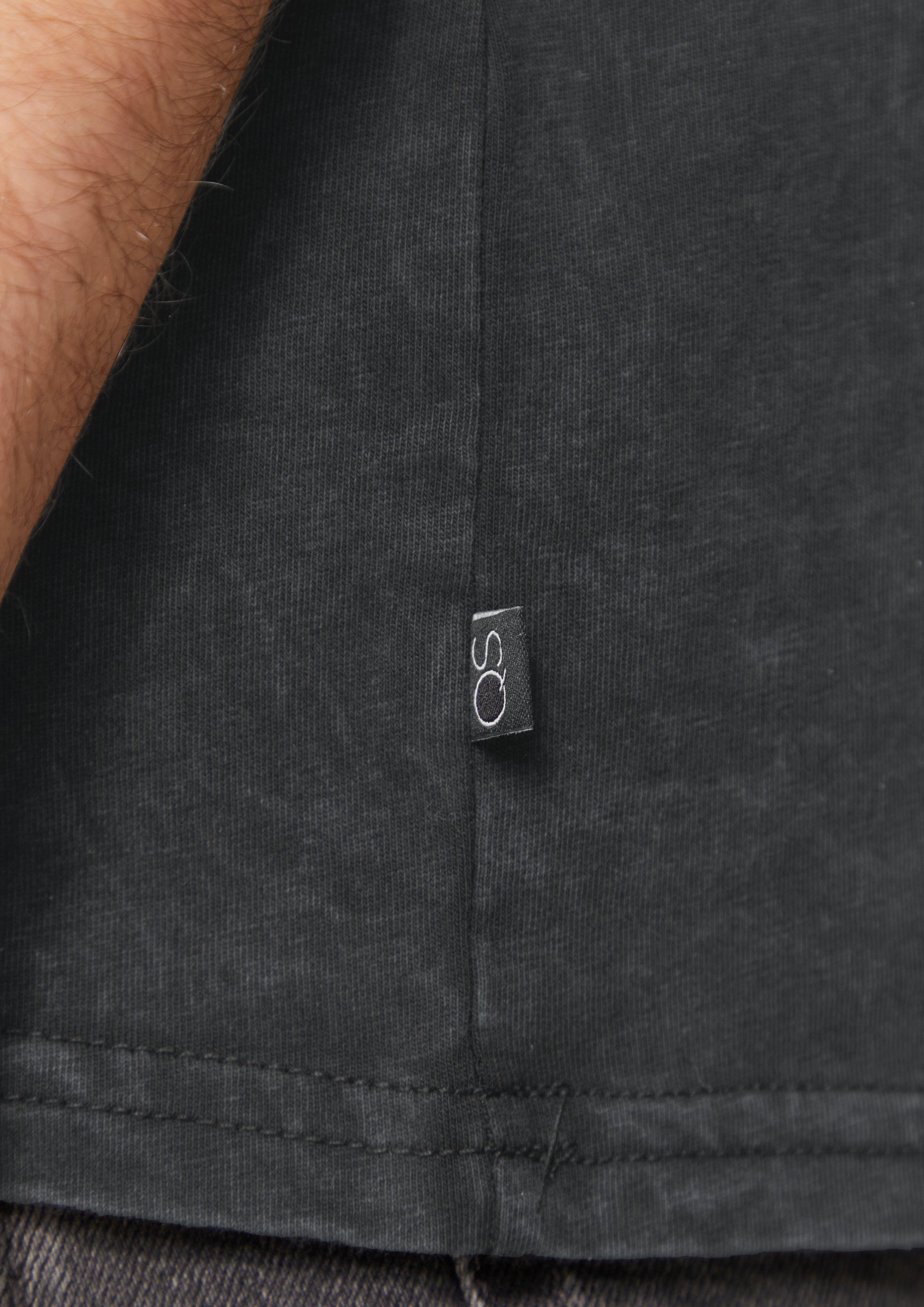 T-Shirt in 99D0, 99D2 & 99D1