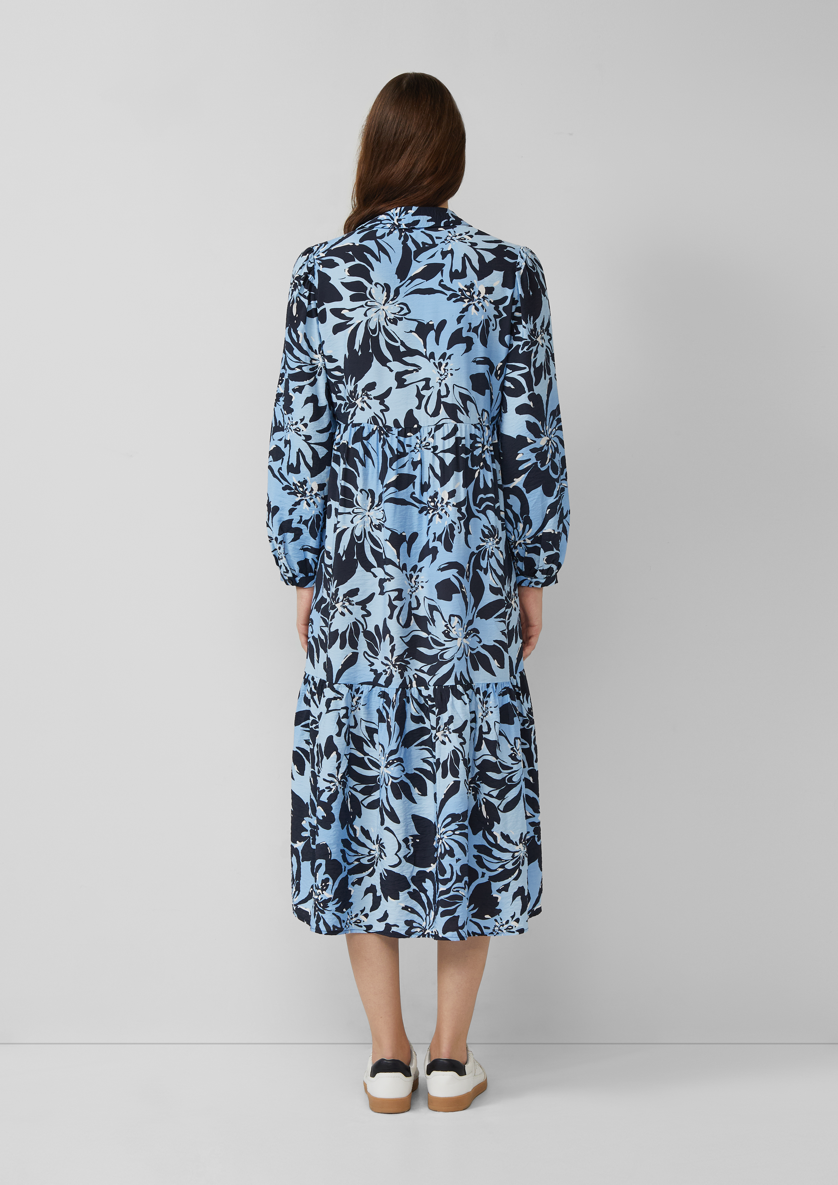 Kleid in 51A1, 02A2 & 02A1