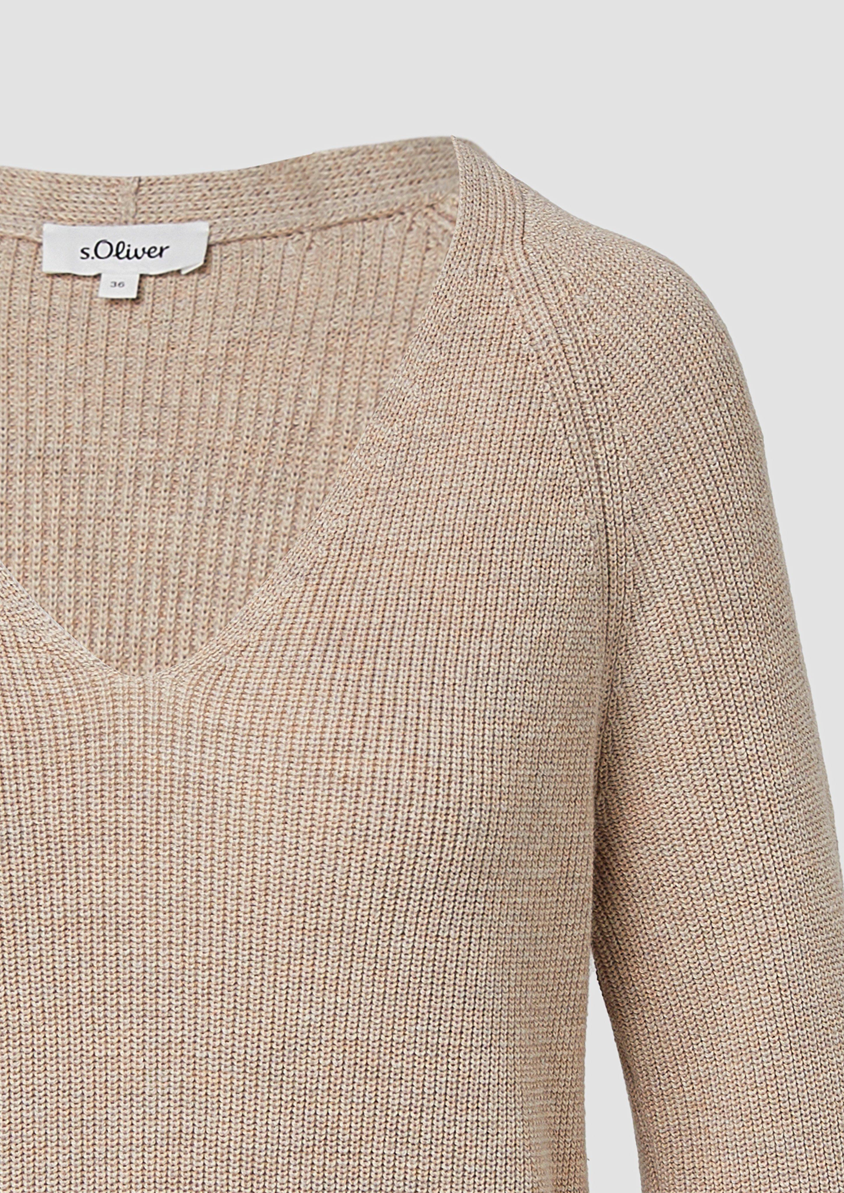 Strickpullover in 81W8, 6933, 3902, 5527, 5959 & 9999