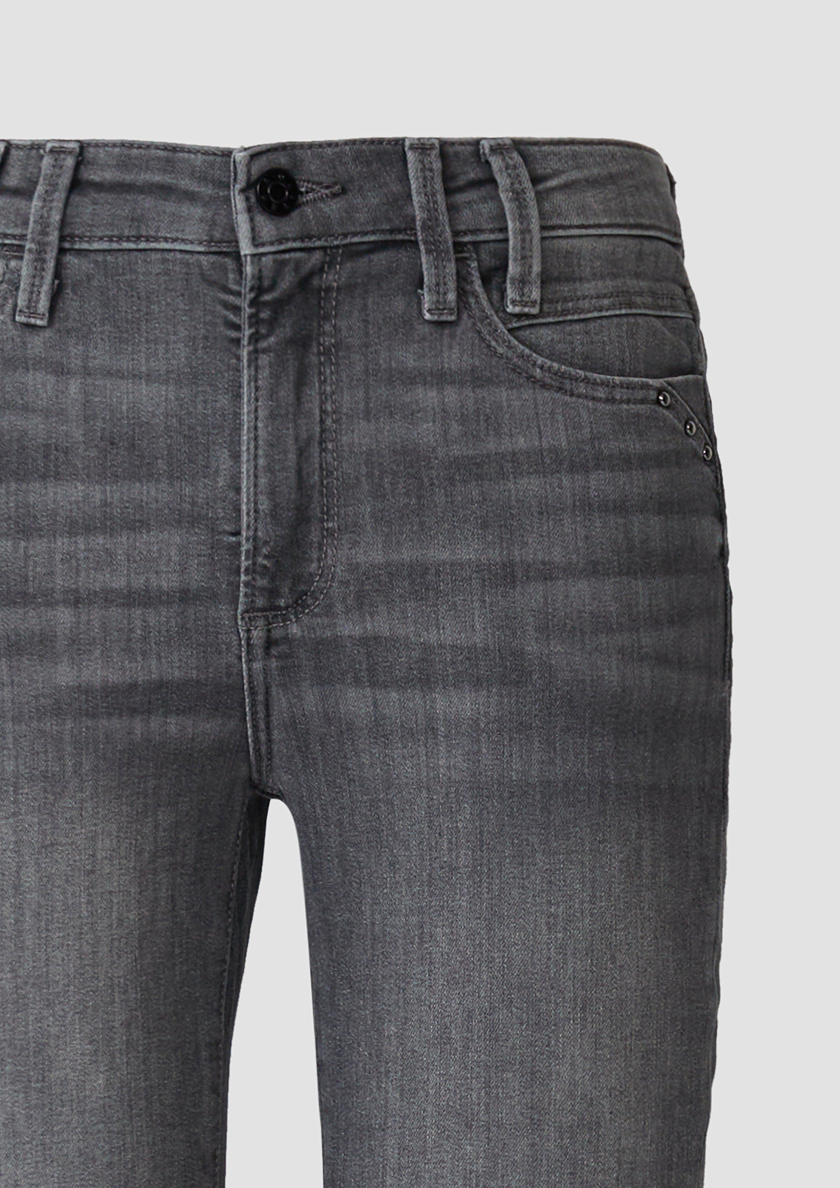 Jeans-Hose in 94Z5, 55Z5, 51Z6 & 58Z8