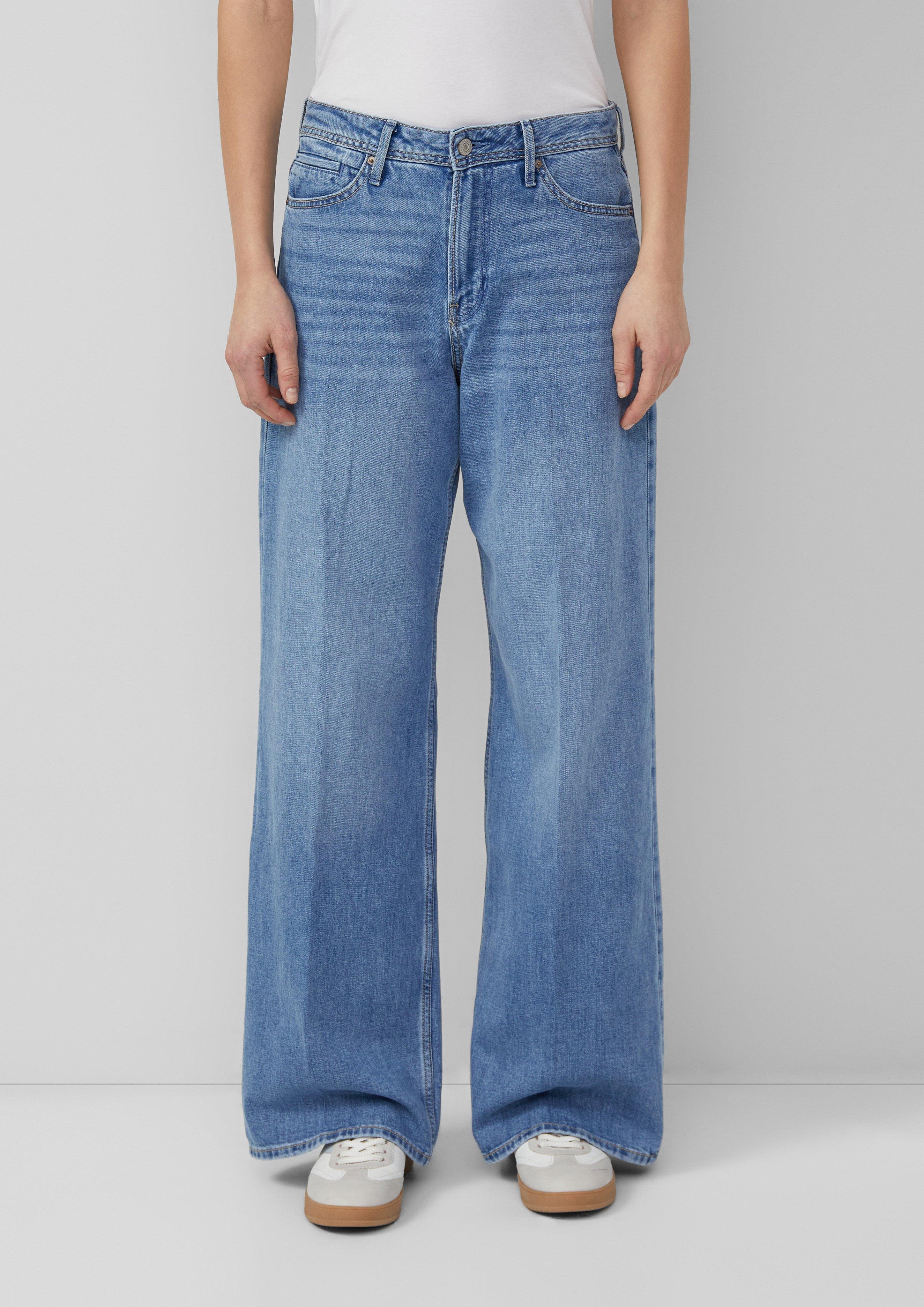 Jeans in 51Z6, 54Z6 & 58Z8