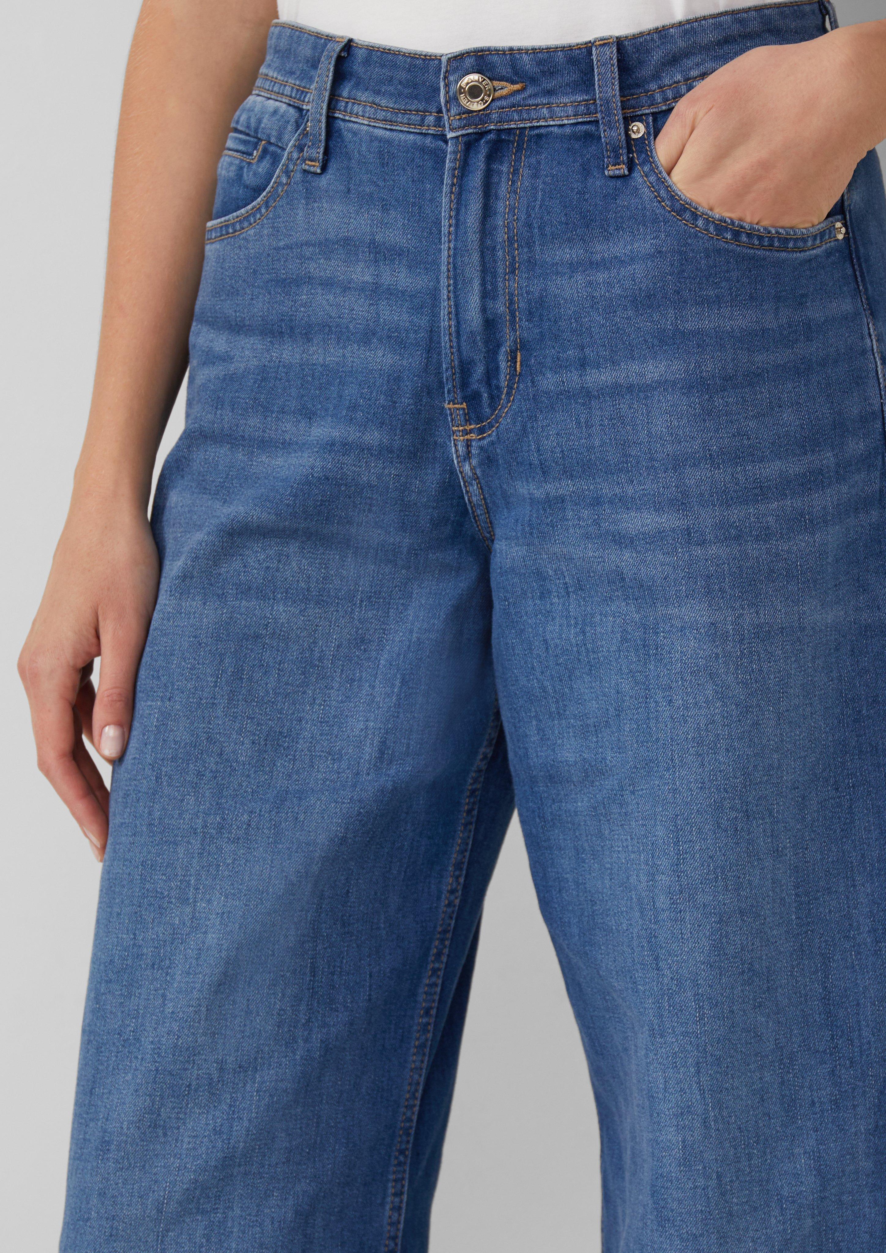 Jeans in 54Z6, 58Z8 & 51Z6