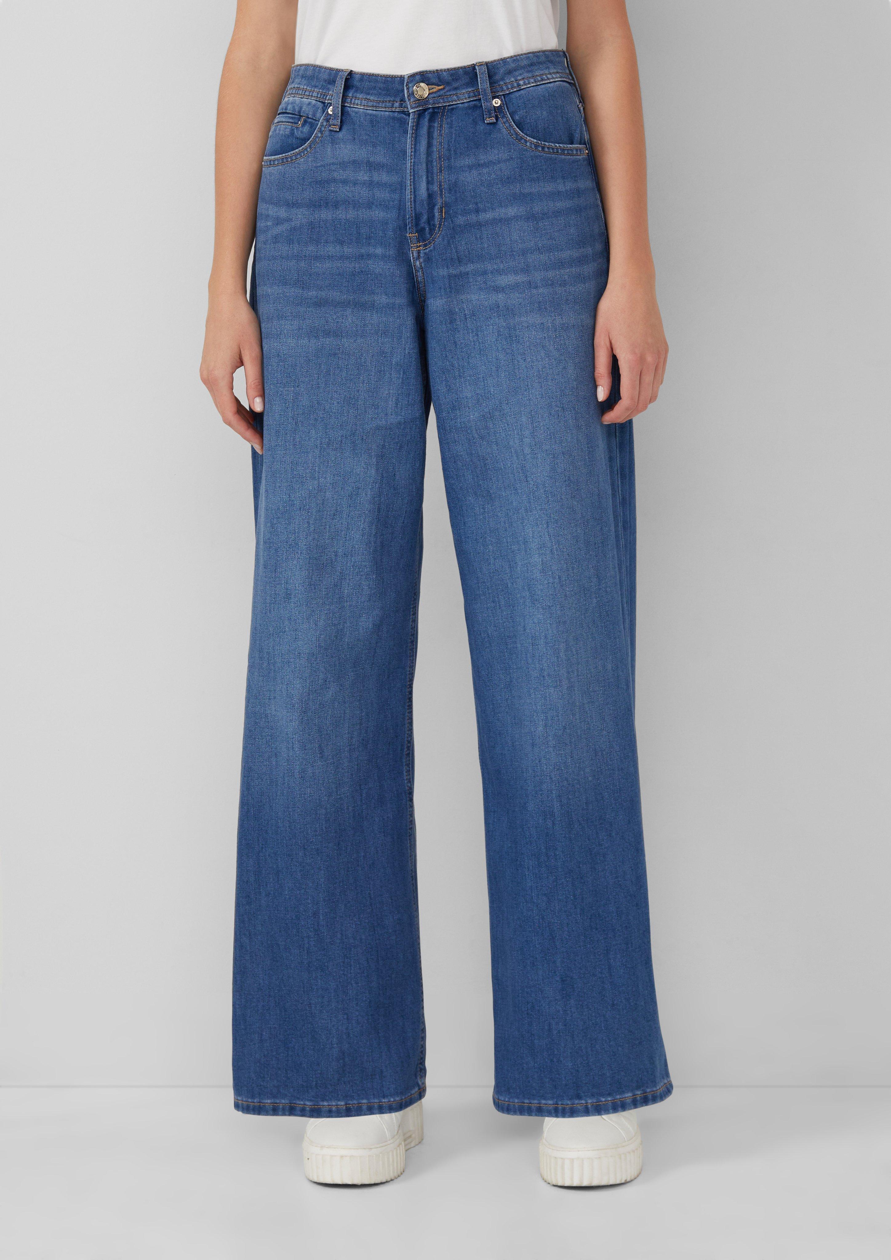 Jeans in 54Z6, 58Z8 & 51Z6