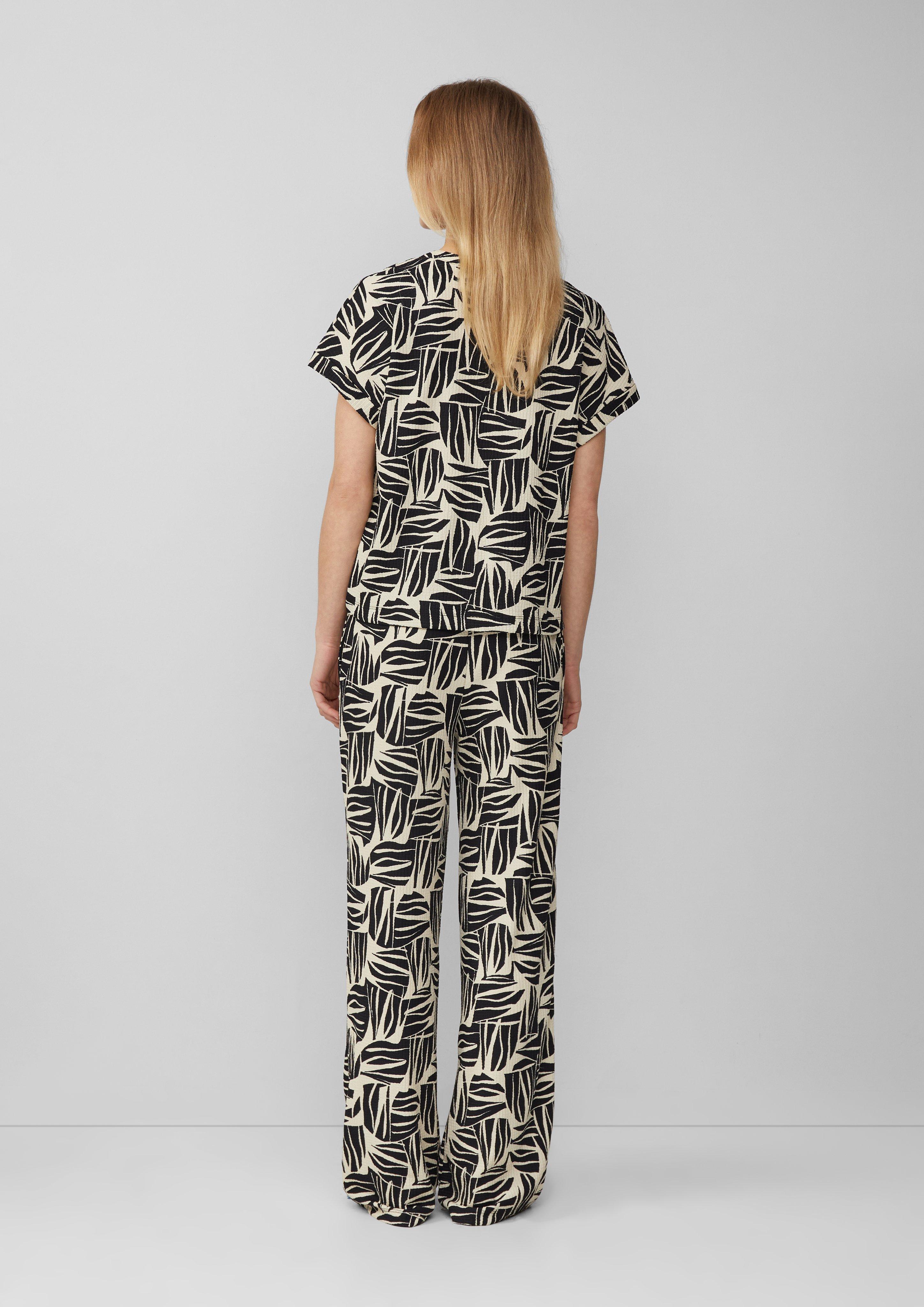 T-shirt in 99A0 & 9999