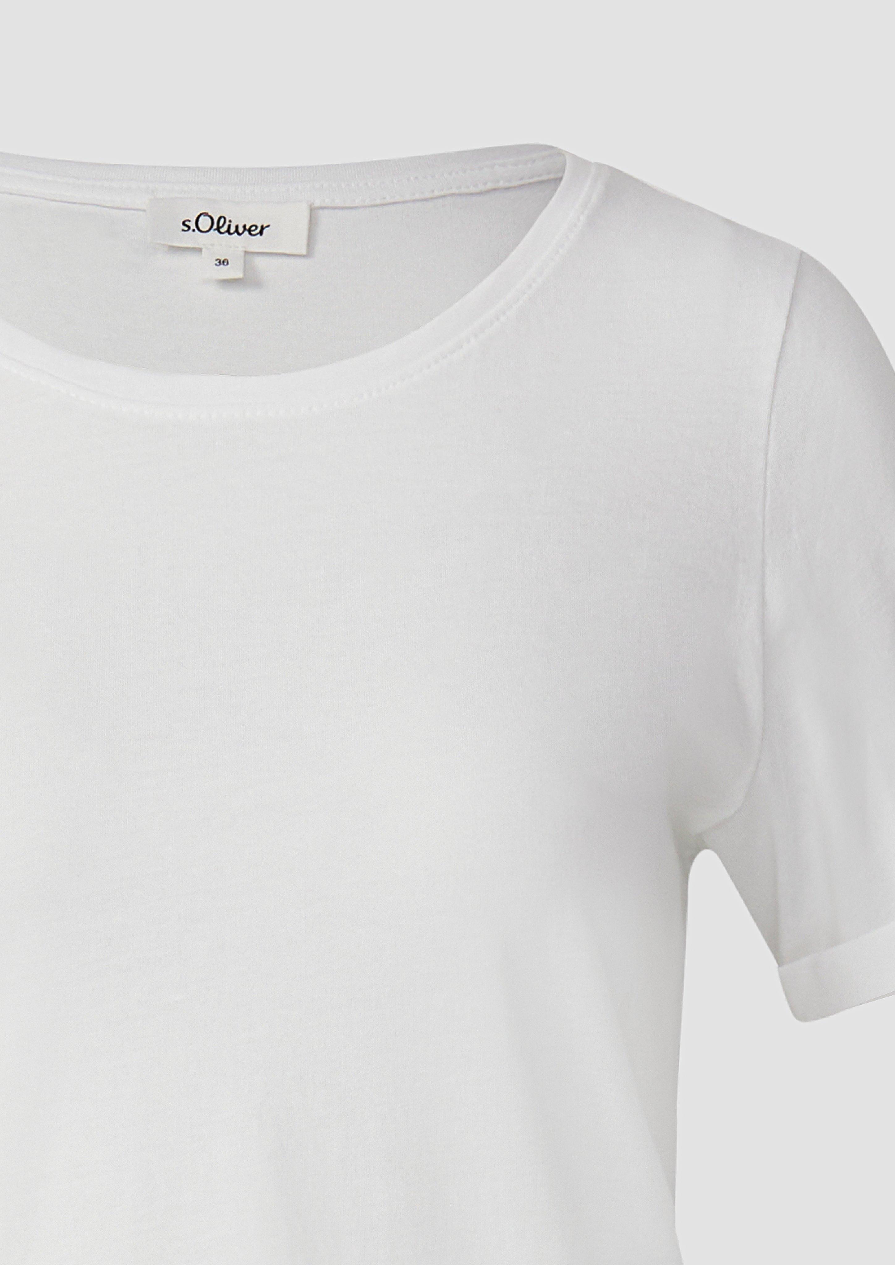 T-Shirt in 0100, 3902, 9999 & 5527